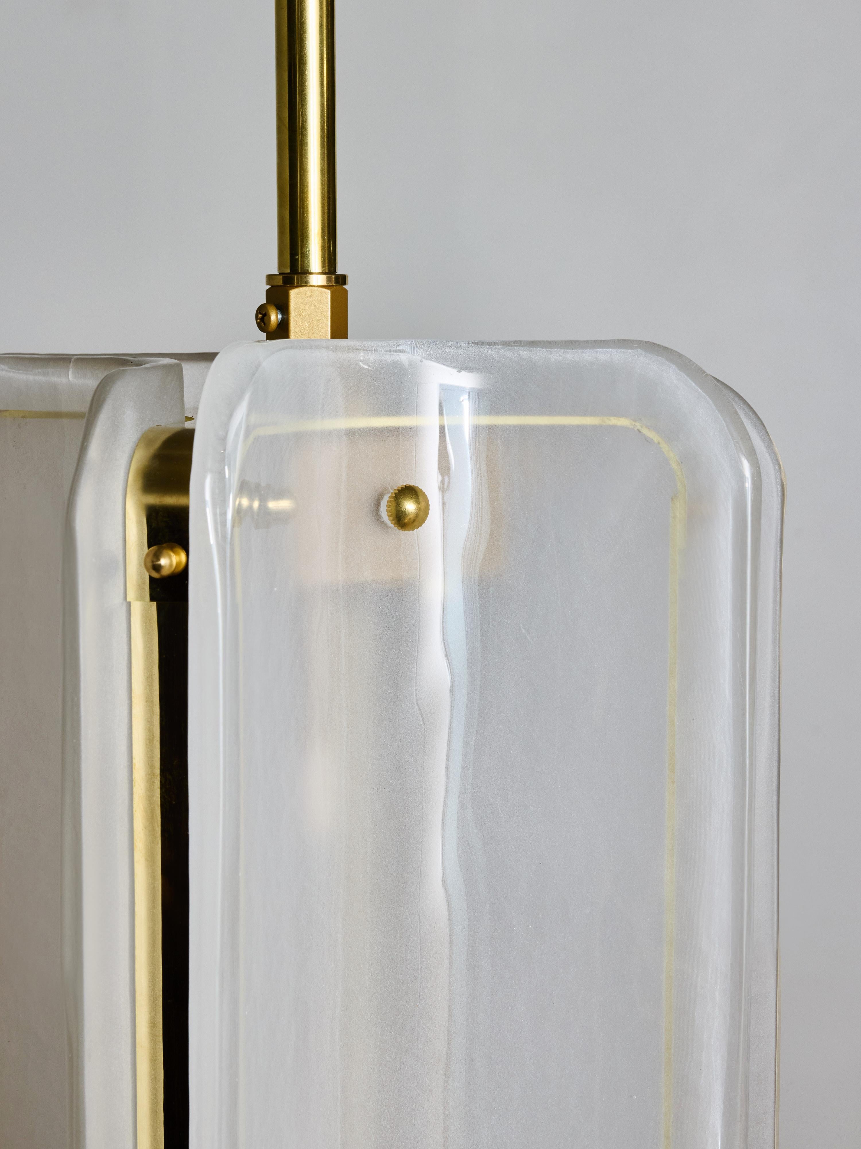 Ciondolo in vetro di Murano e ottone di colore bianco in vendita 2