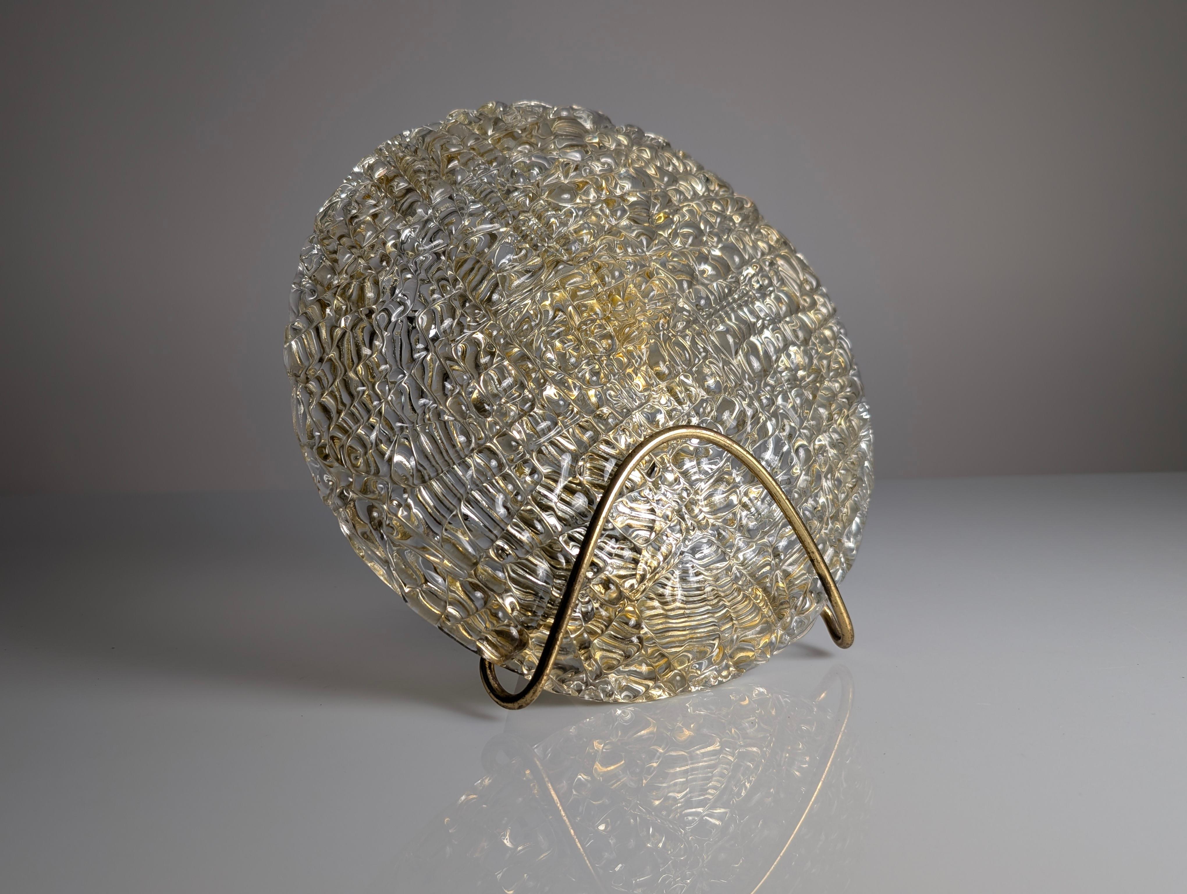 Aplique de cristal de Murano y latón, Austria Años 70 en venta 3