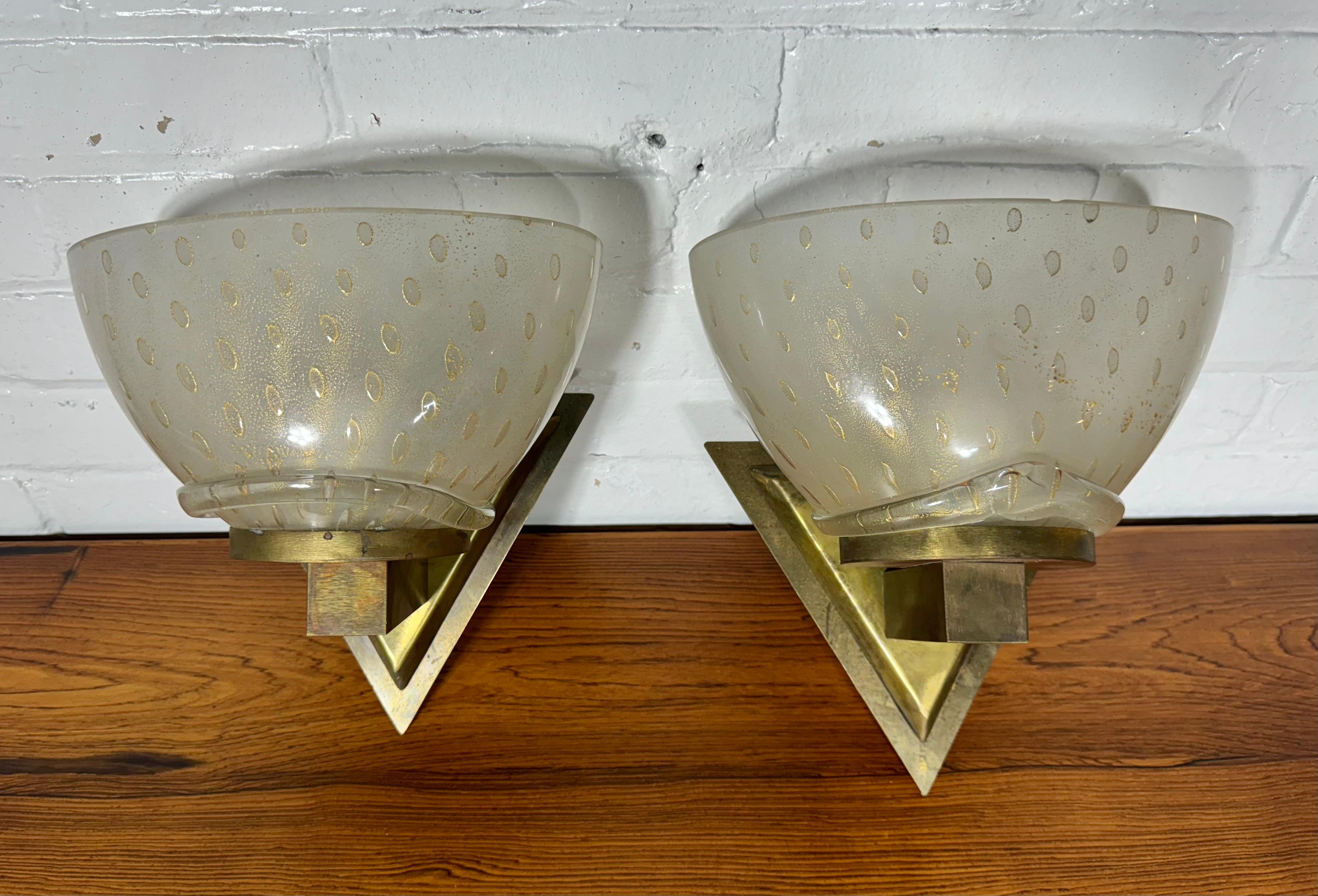 Murano Glas und Bronze Art Deco Stil / Italienische Wandleuchter/ SAGUSO MURANO (Art déco) im Angebot