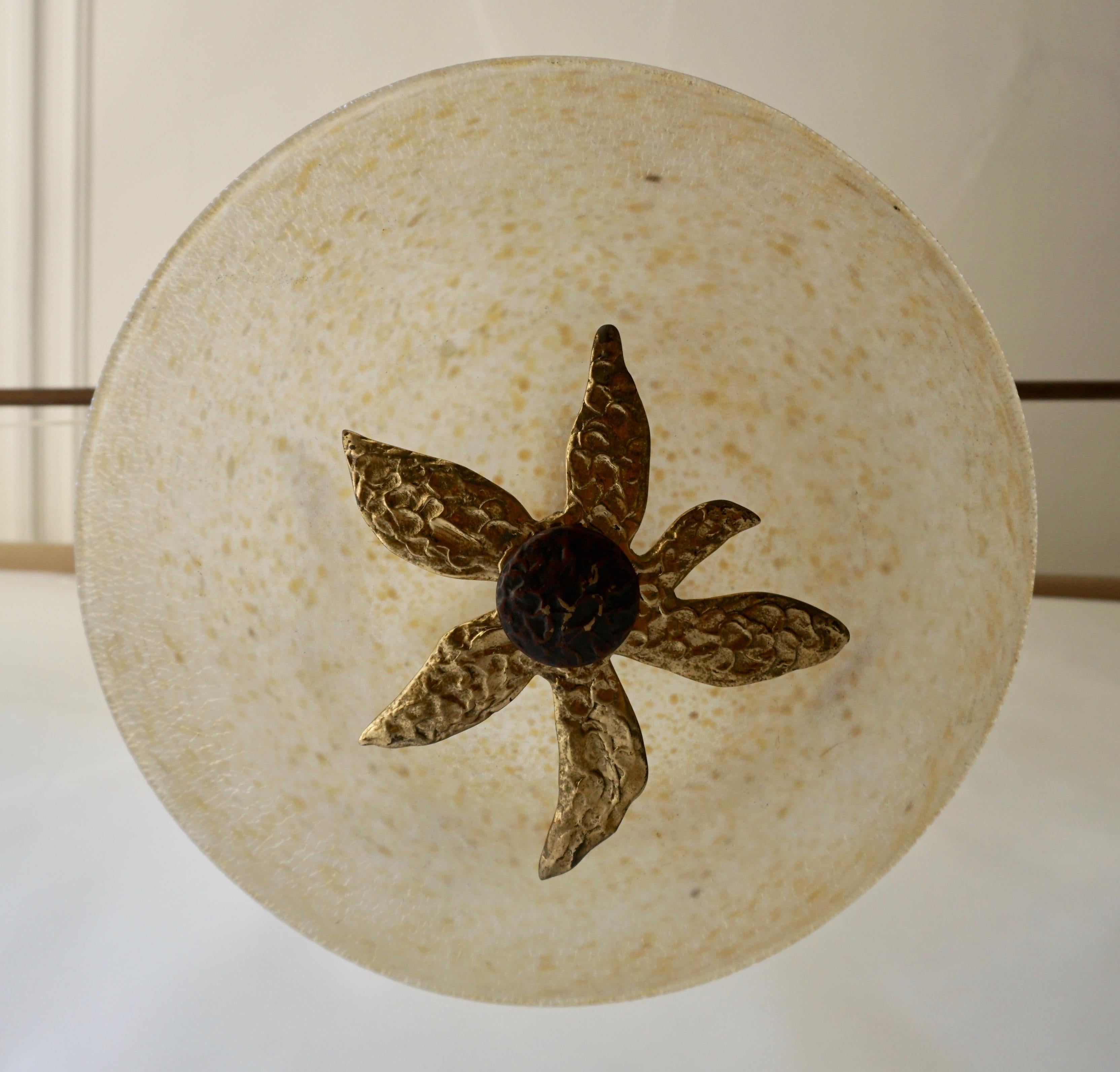 Lampada a sospensione in vetro di Murano e bronzo in vendita 1