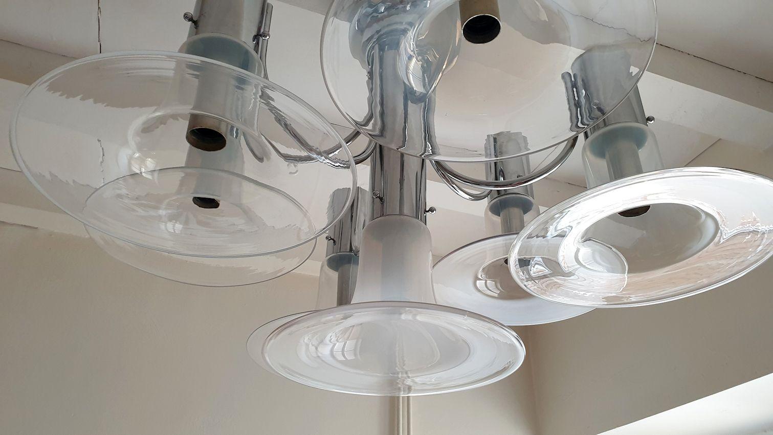 Lampadario in vetro di Murano e cromo in vendita 2