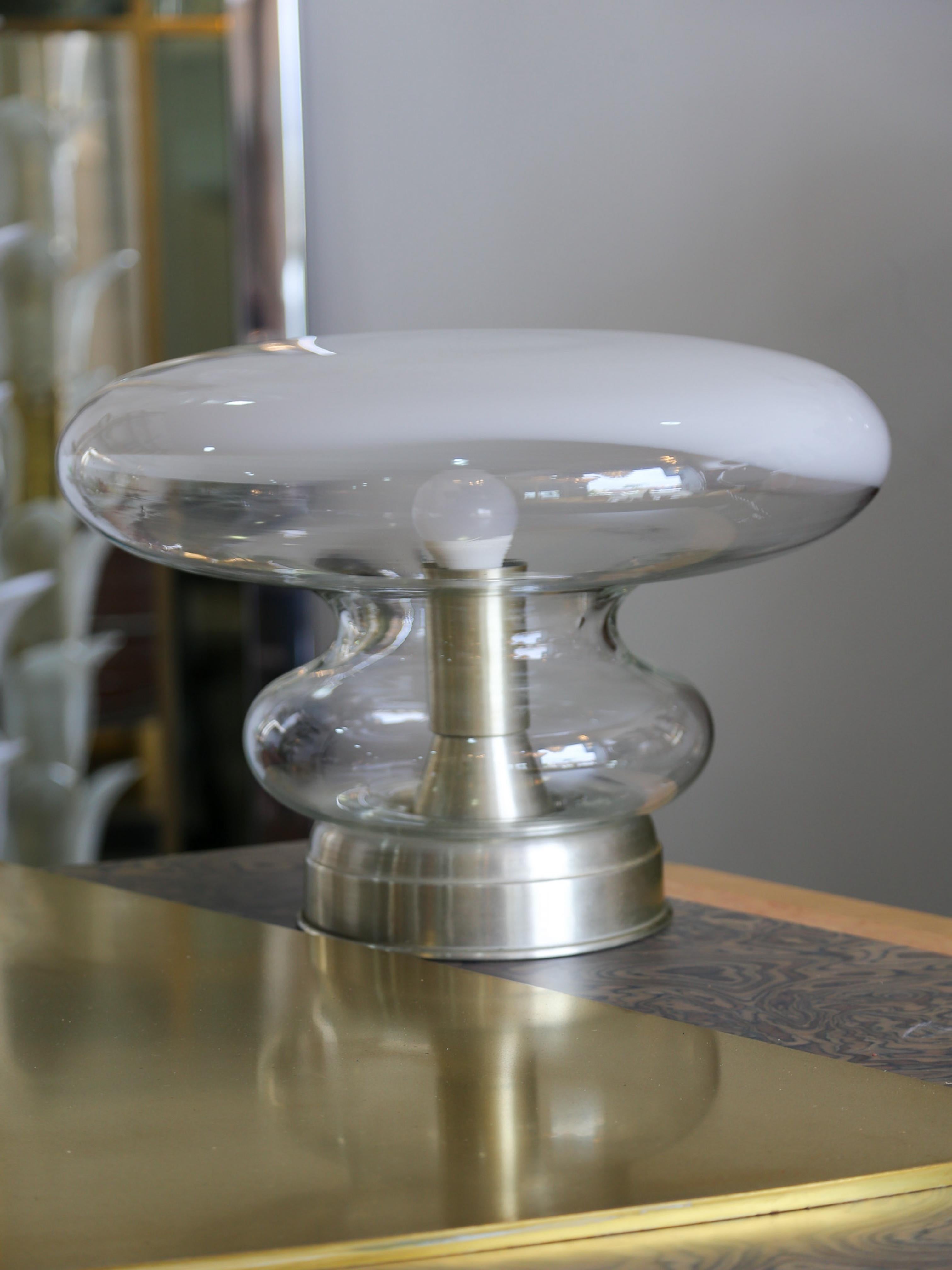 Lámpara de mesa de cristal de Murano y cromo de Roberto Pamio finales del siglo XX en venta