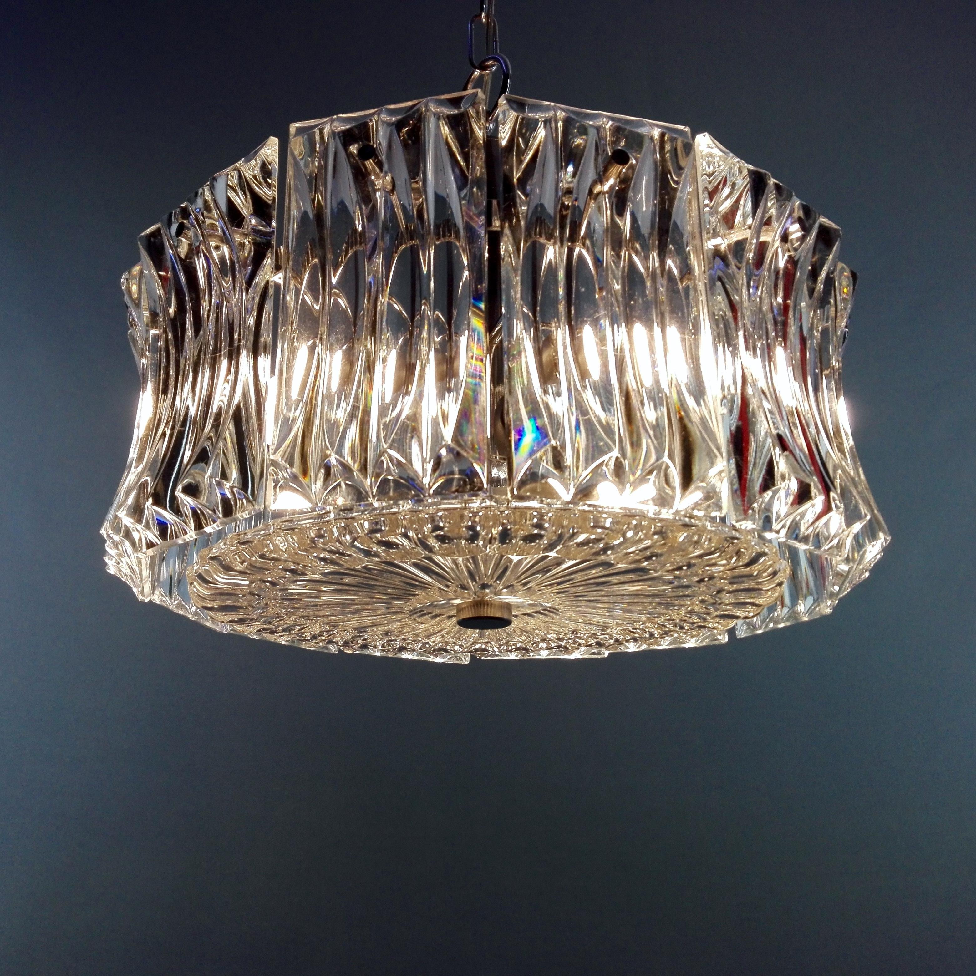 1960s Paolo Venini attributable Murano Glass and Chrome Three-Light Chandelier For Sale 2