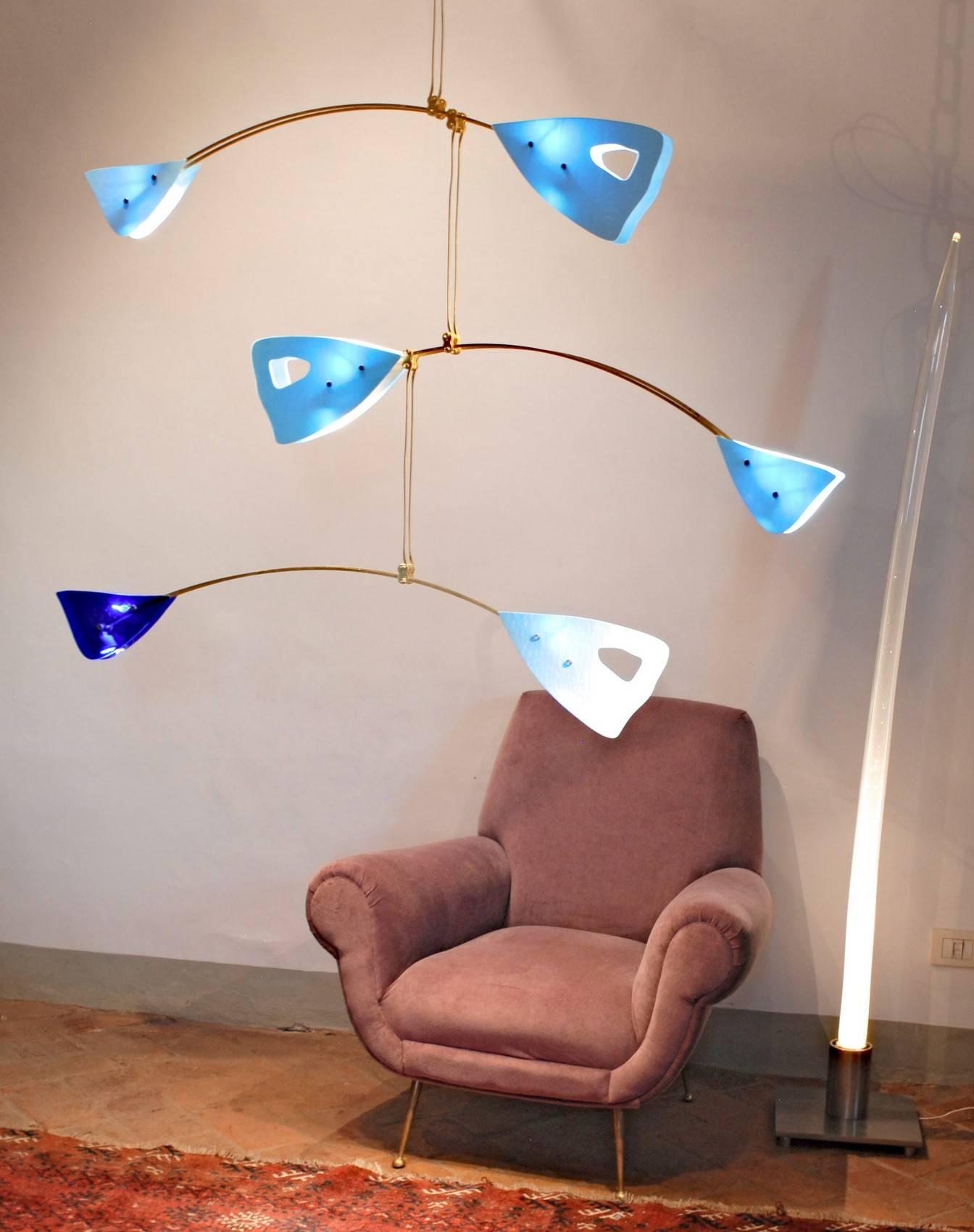 CINETICO Murano Glass and Solid Brass Mobile Chandelier Sky Blue Glass Elements For Sale 11