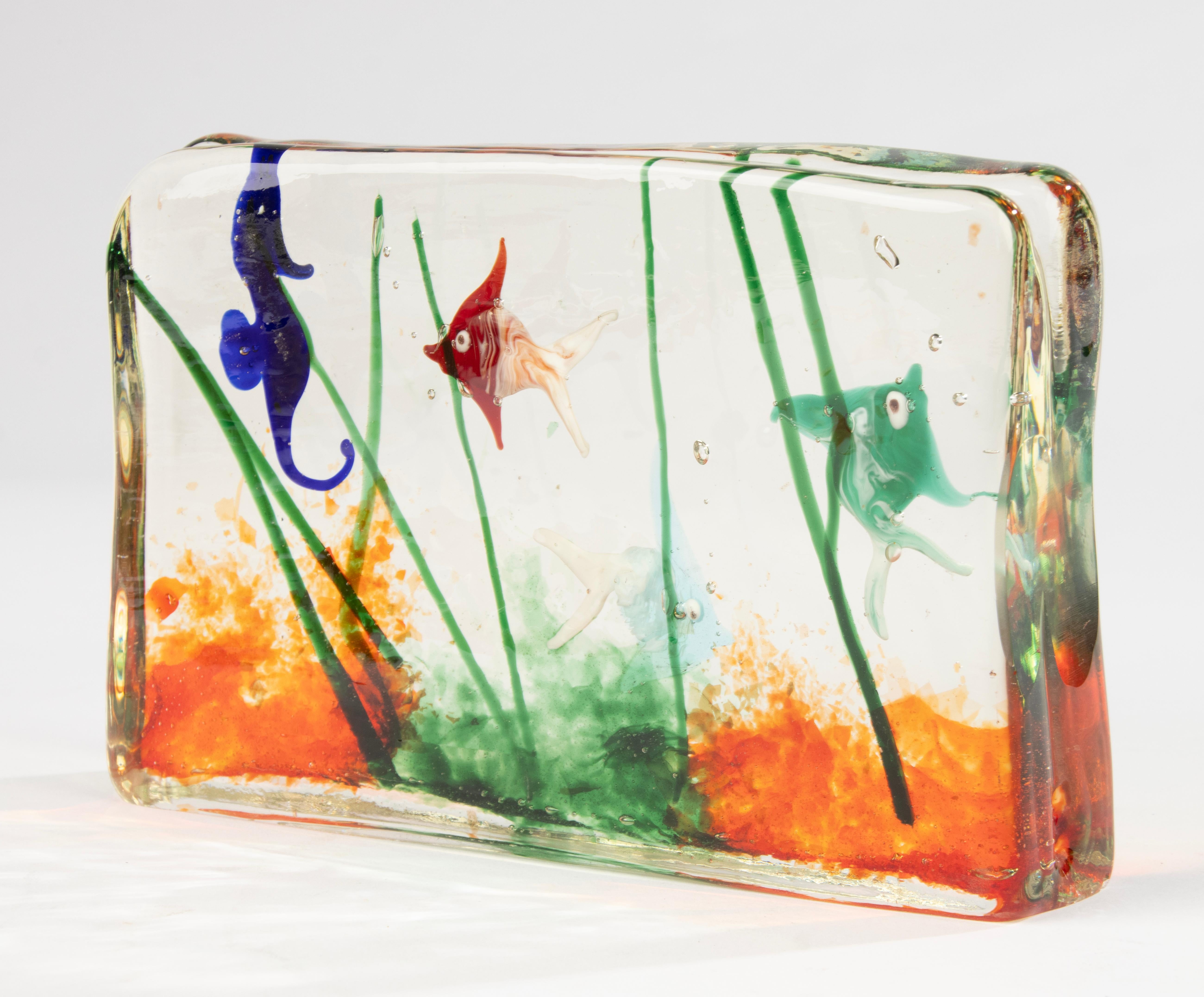 italien Sculpture d'aquarium en verre de Murano - Italie - Circa 1960s en vente