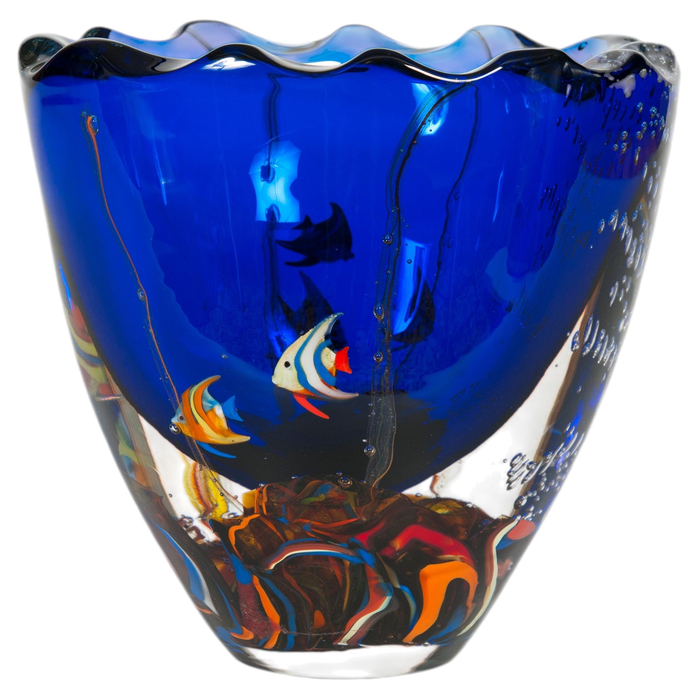 Jarrón de cristal de Murano para acuario de Giovanni Dalla Fina con peces tropicales, años 90 en venta