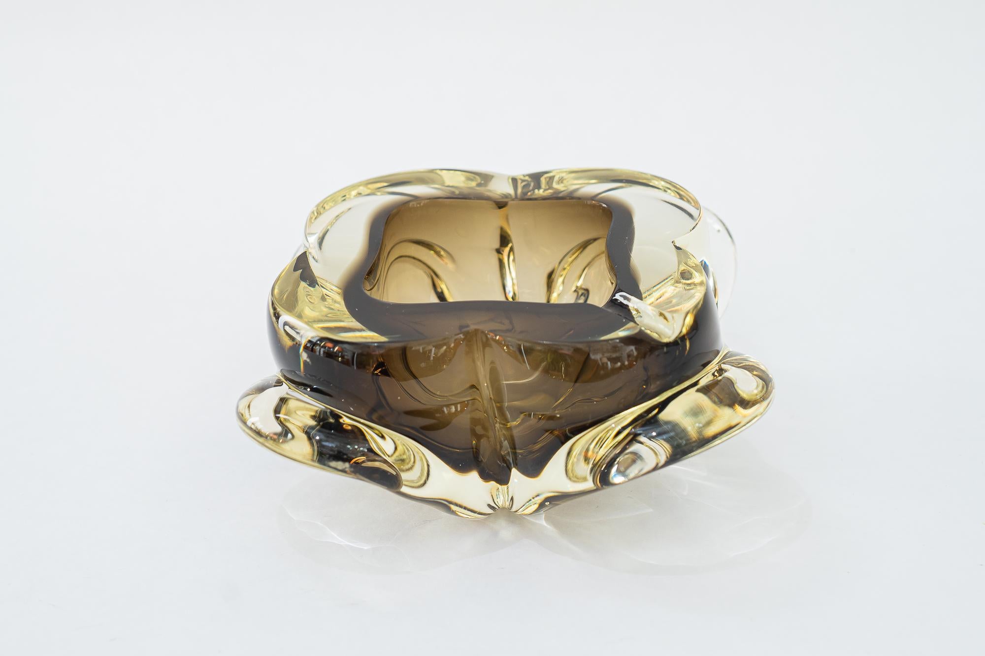 Murano Glas Aschenbecher um 1960 im Zustand „Gut“ im Angebot in Wien, AT