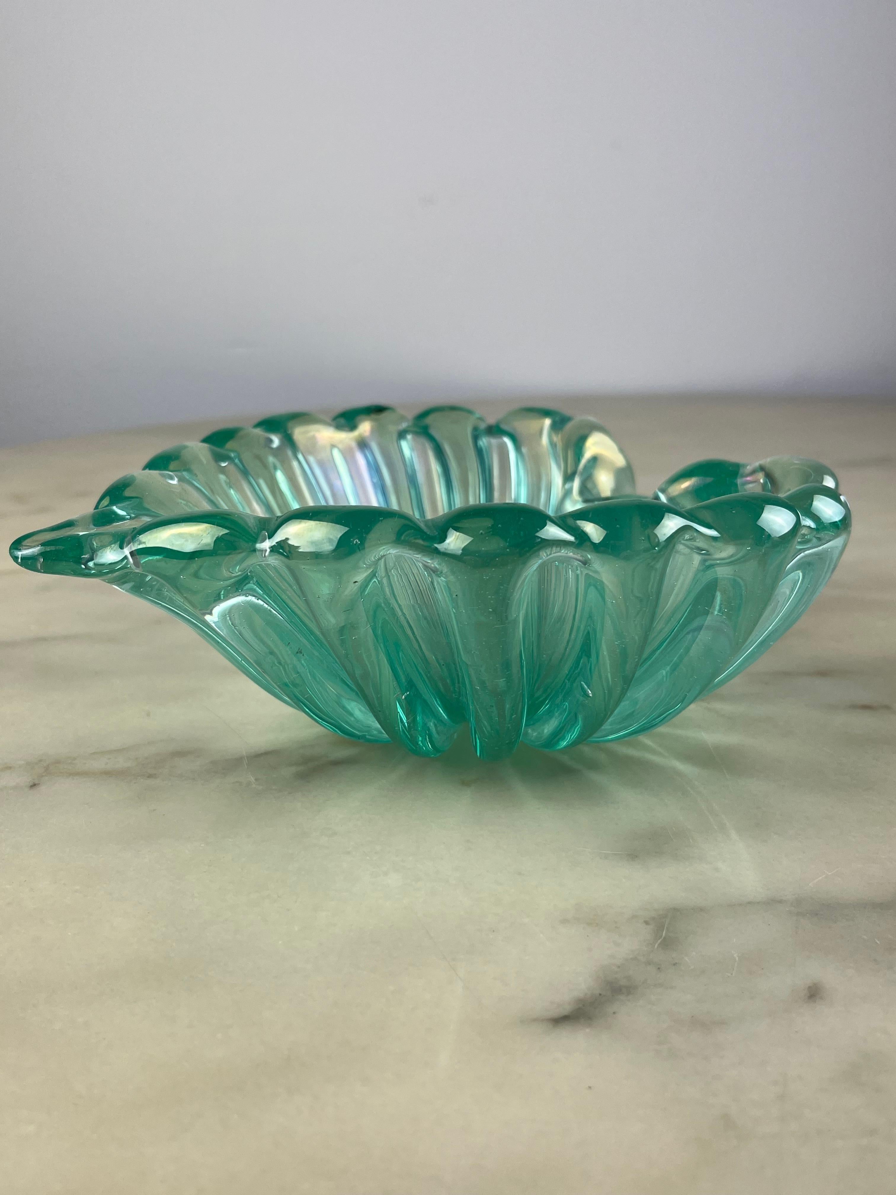 Murano Glass Ashtray, attributed to Barovier & Toso, Italy, 1950s In Good Condition For Sale In Palermo, IT