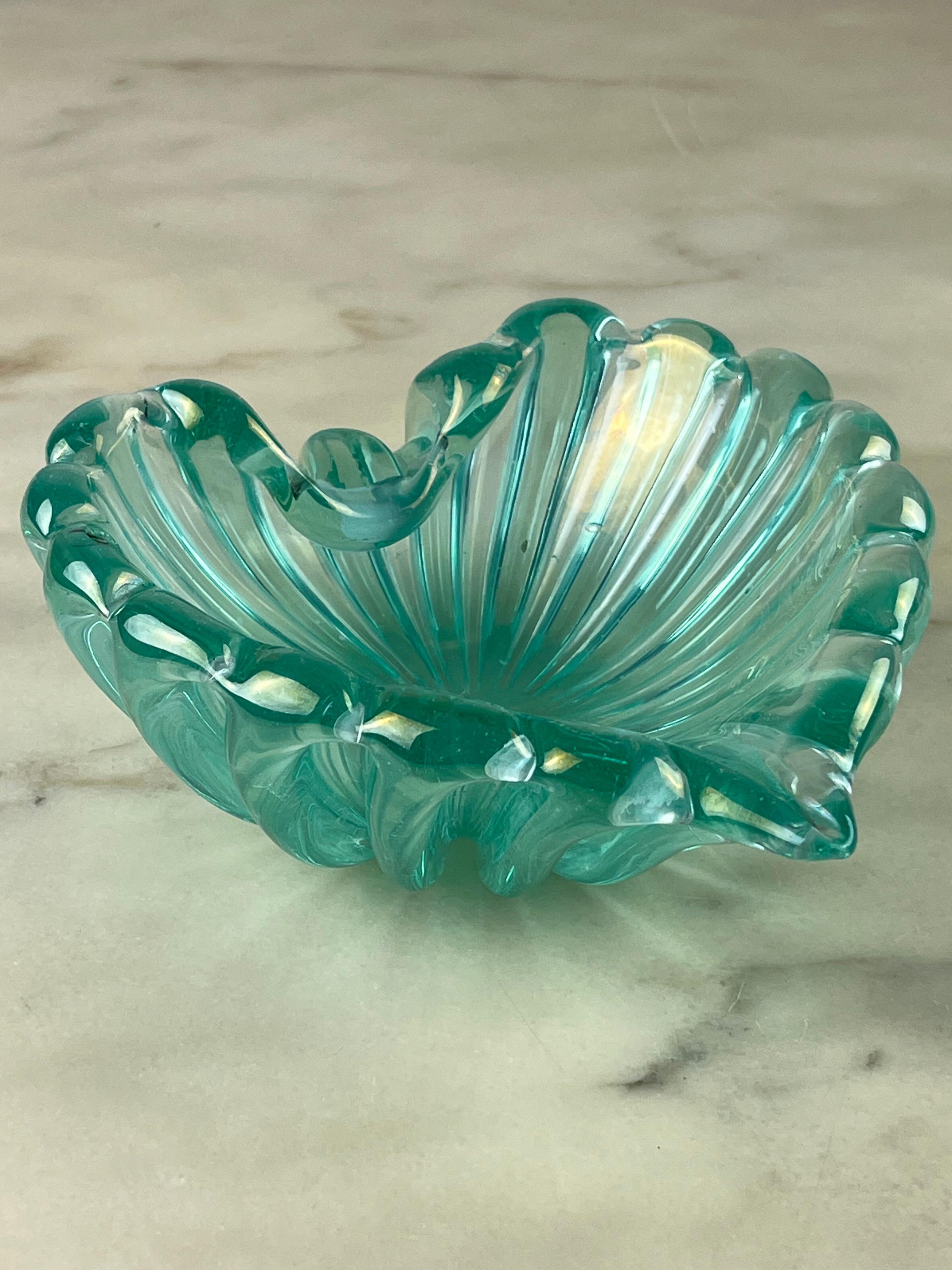 Murano Glass Ashtray, attributed to Barovier & Toso, Italy, 1950s For Sale 3