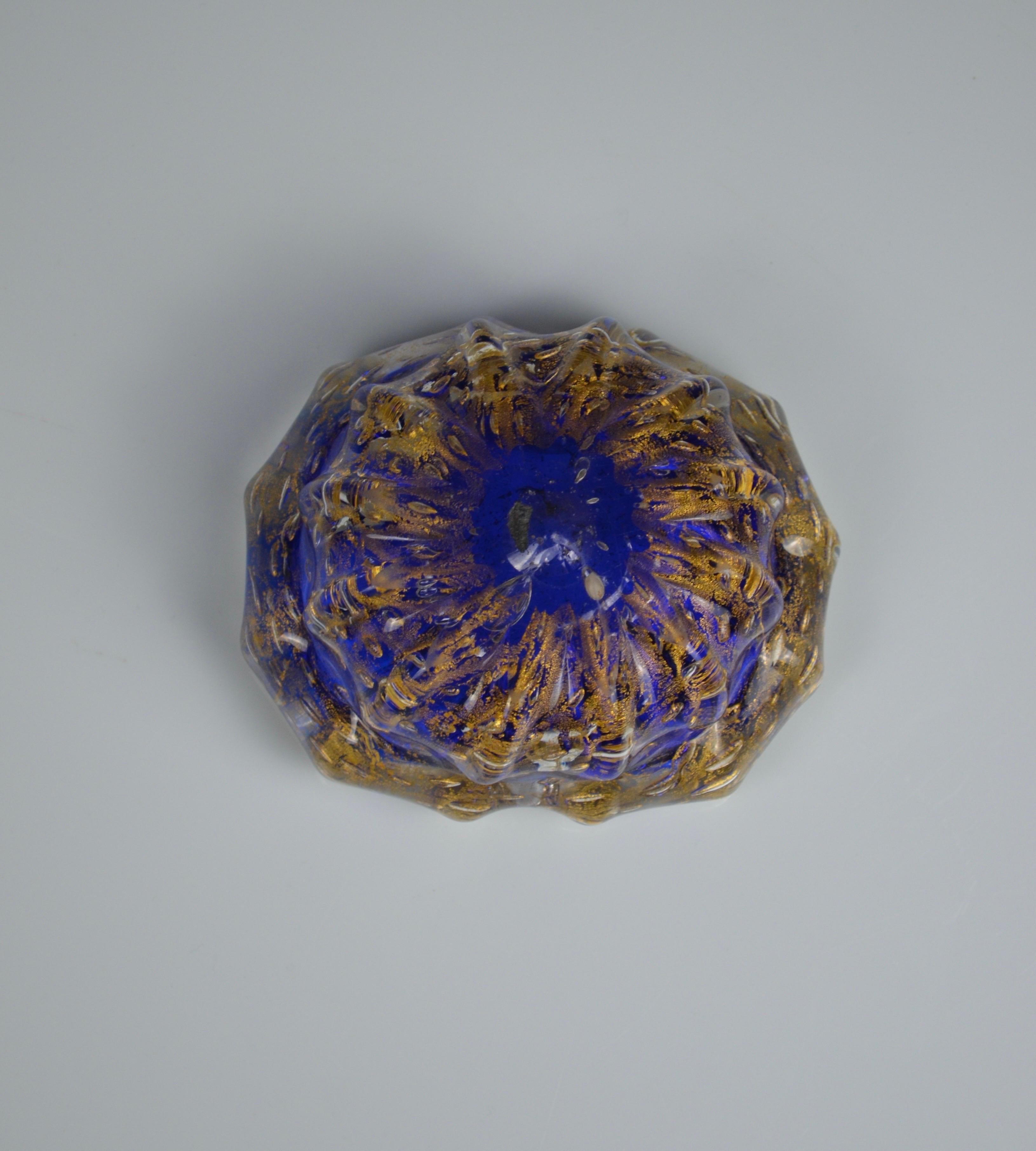 Cenicero de cristal de Murano con motas de oro de 24 quilates Oro en venta