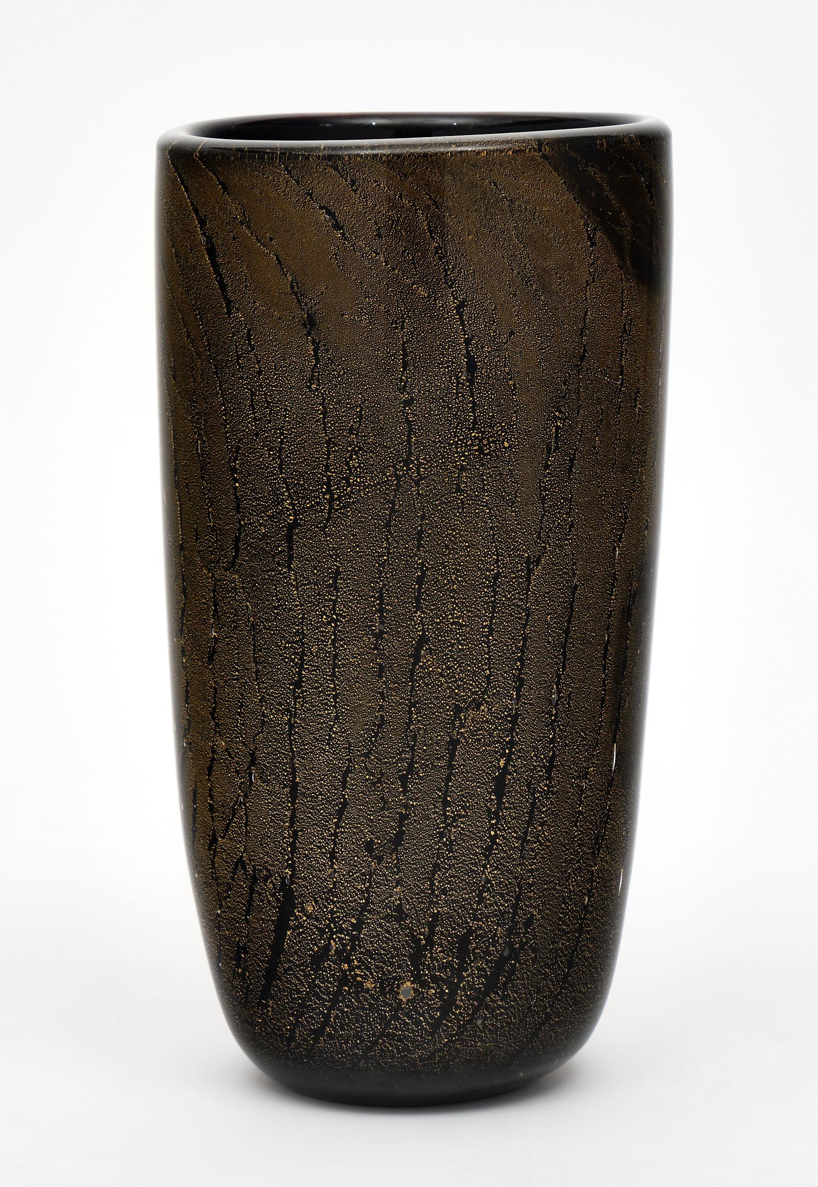 XXIe siècle et contemporain Vases en verre de Murano Avventurina et noir en vente