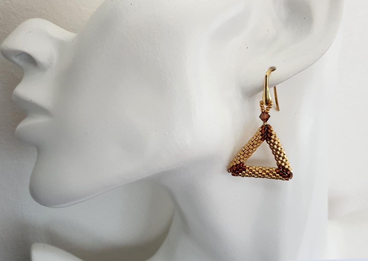 Unique Gold & brown Murano glass handmade fashion earrings by Italian artist In New Condition In Dallas, TX