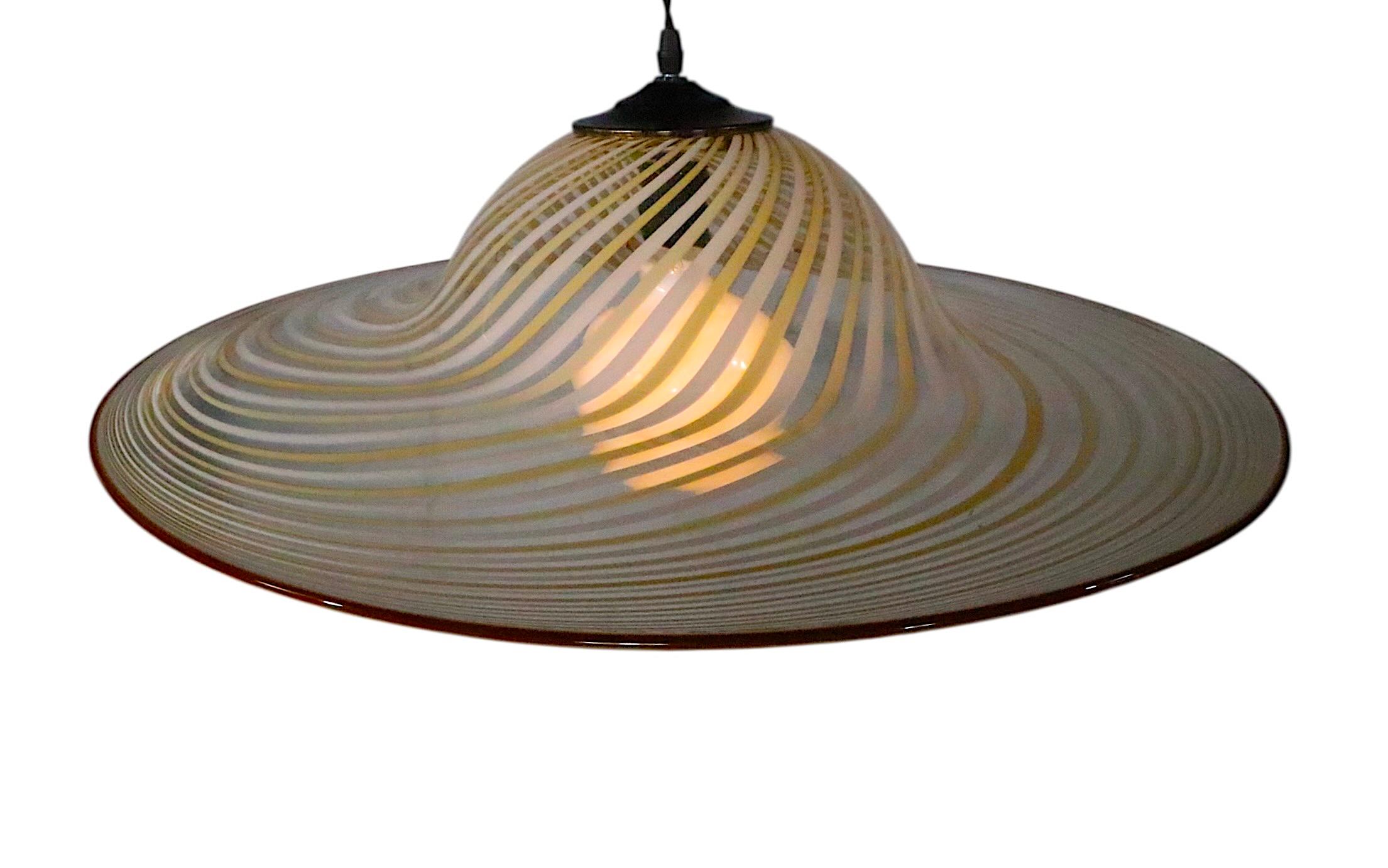 Cristal de Murano  Araña con forma de campana att. a Lino Tagliapidetra c. 1970's en venta 3