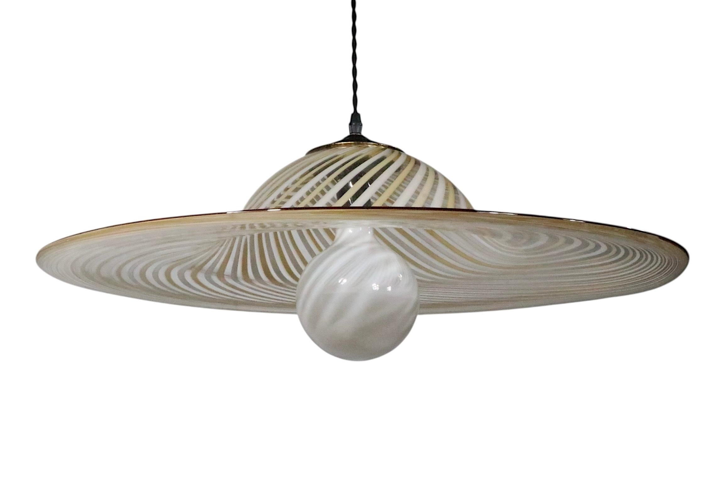 Cristal de Murano  Araña con forma de campana att. a Lino Tagliapidetra c. 1970's en venta 7
