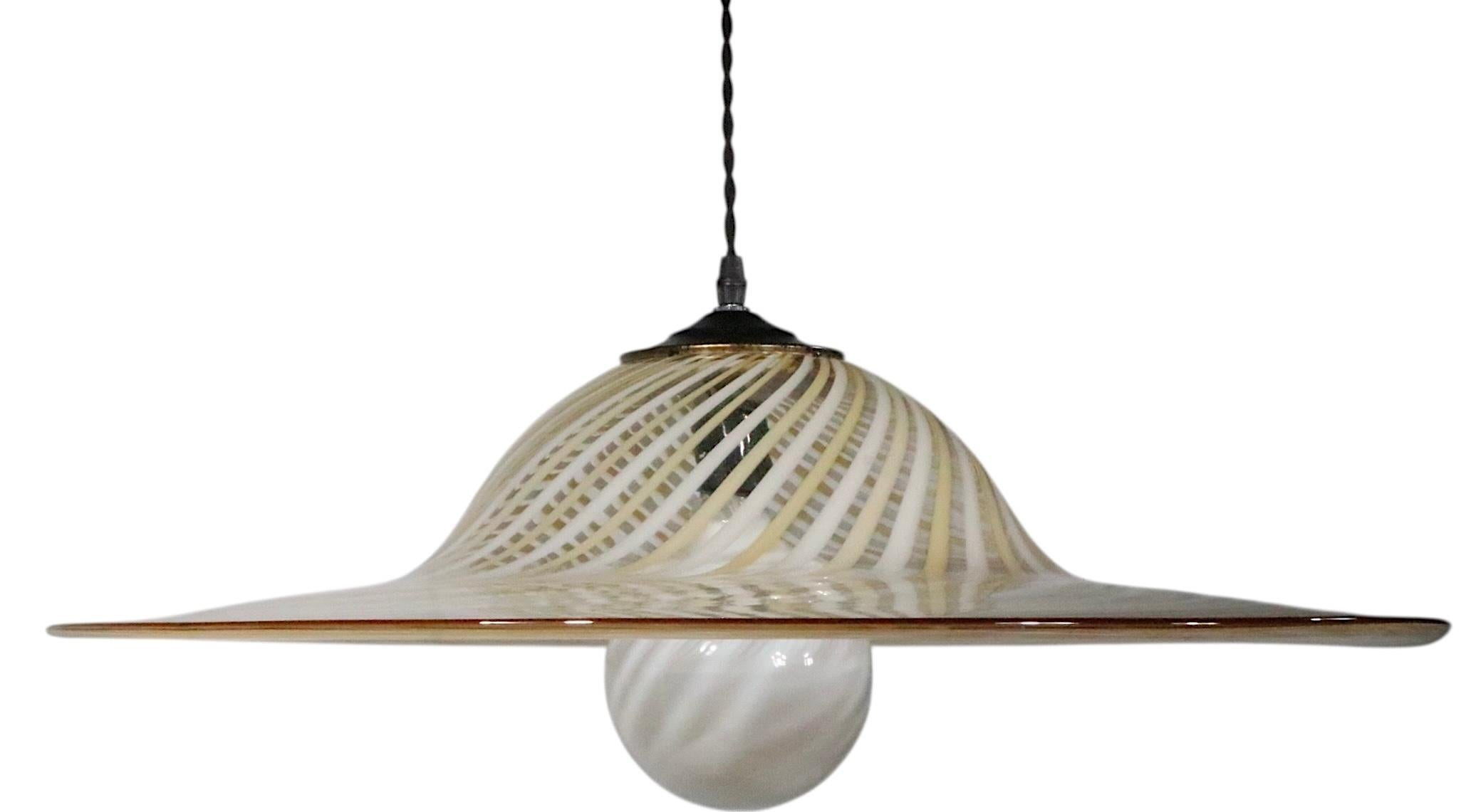 Cristal de Murano  Araña con forma de campana att. a Lino Tagliapidetra c. 1970's en venta 8
