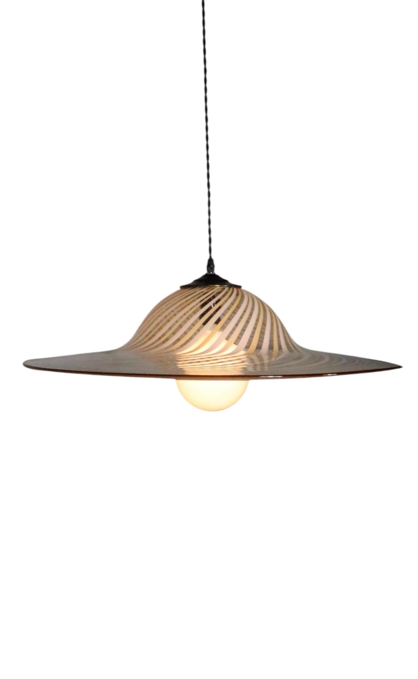 Cristal de Murano  Araña con forma de campana att. a Lino Tagliapidetra c. 1970's en venta 10