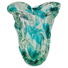 Large Murano glass bicolor circa 1950 vase with air bubbles. 