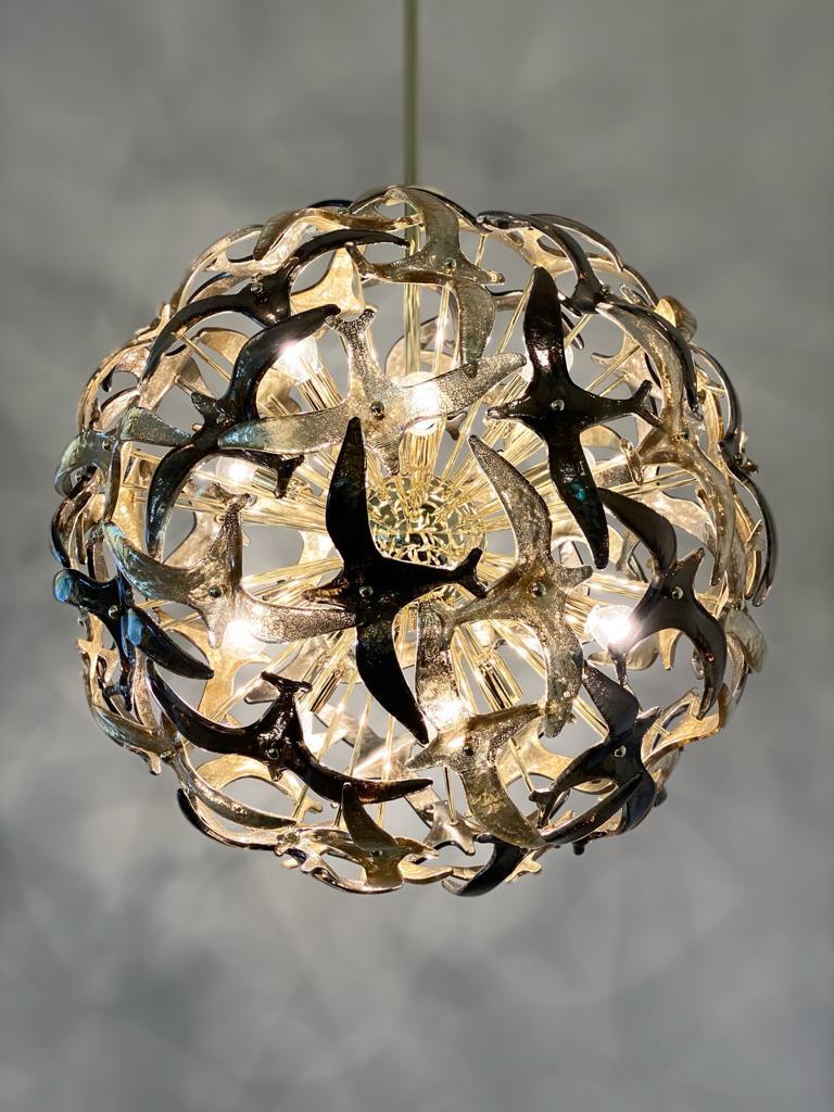 Murano glass birds chandelier
Hand made chandelier could be designed on order with different kind of shape, dimensions or glass colour.
Brass can have different finish or painted.