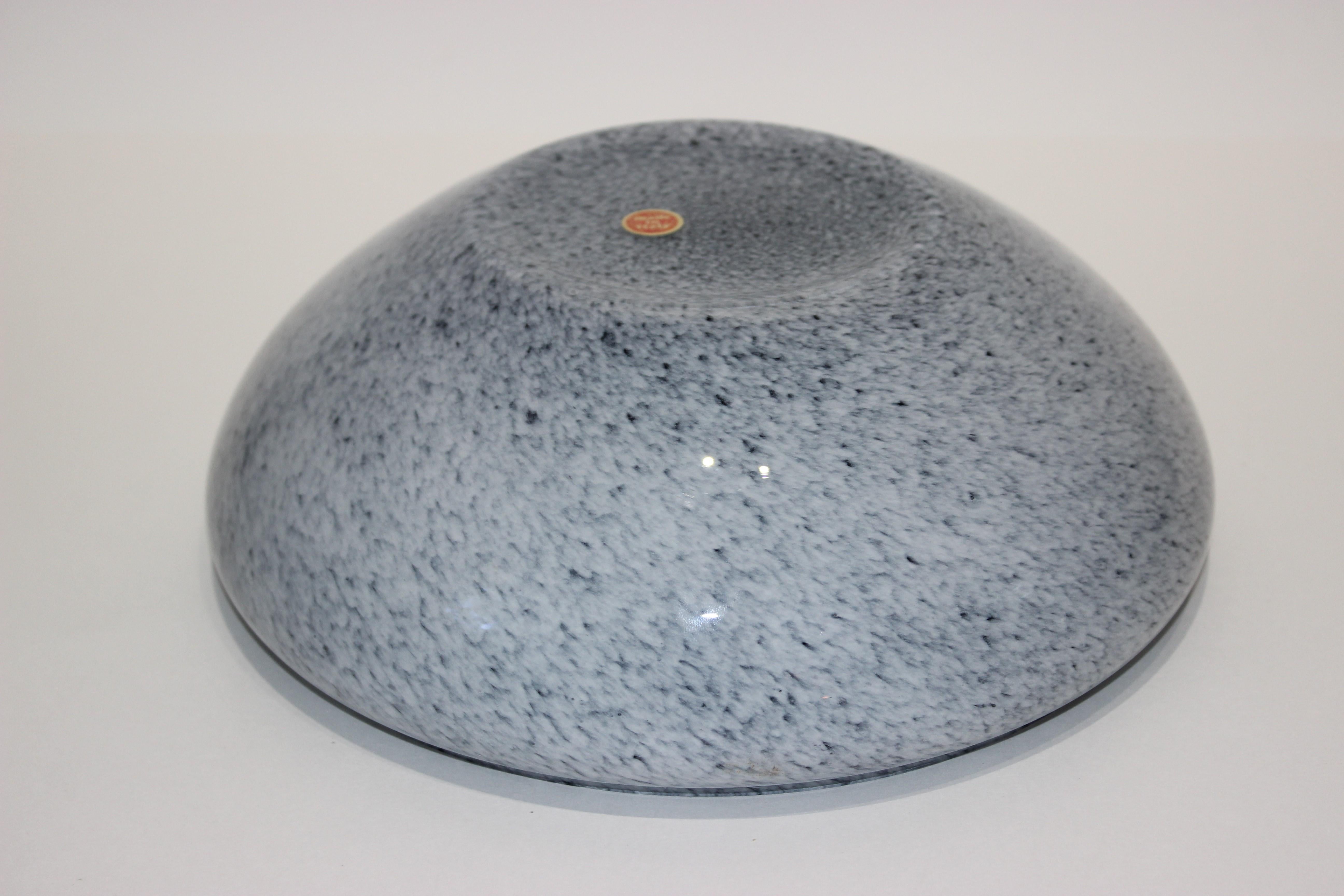 Hand-Crafted Murano Glass Black and Grey Speckle Bowl For Sale