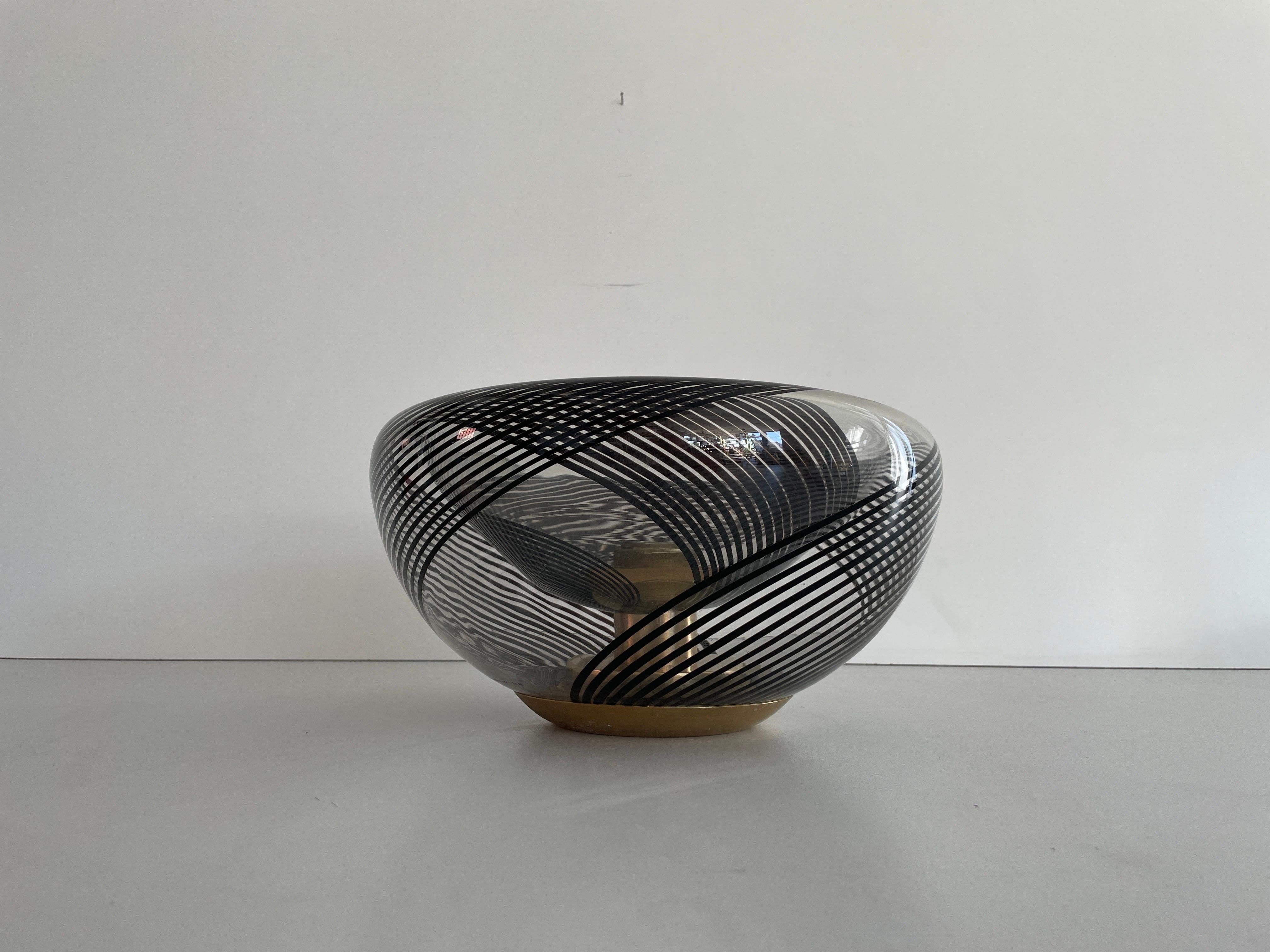 Lámpara de techo empotrada de cristal de Murano negro, años 60, Italia Latón en venta