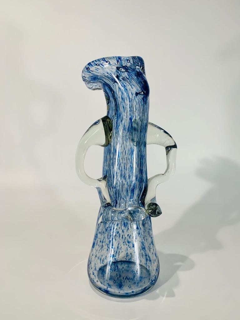 Incroyable vase arbre sculptural en verre bleu de Murano, circa 1950.