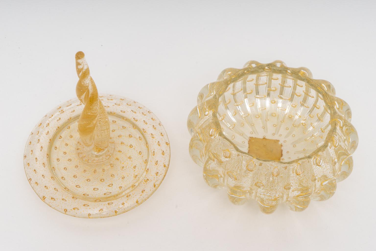 Hand-Crafted Barovier et Toso Murano Glass Bonbonniere Dish For Sale