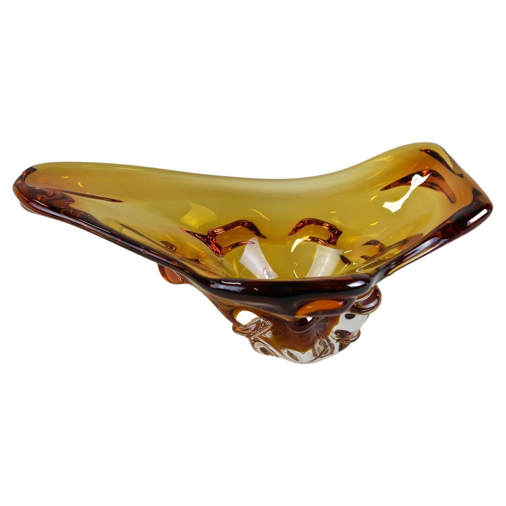 Bol en verre de Murano couleur ambre Milieu du siècle, Italie, vers 1960/70 en vente
