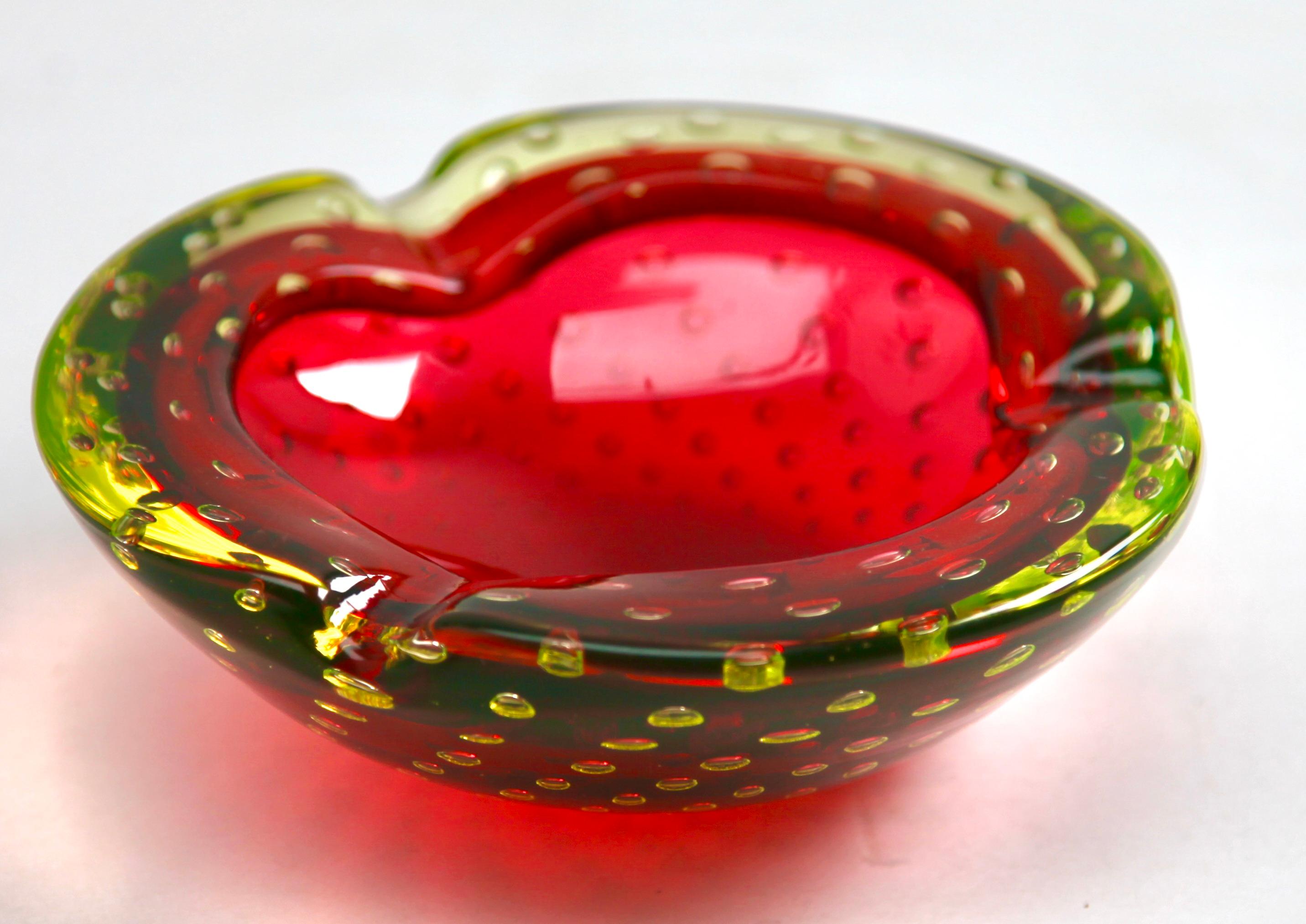 Mid-20th Century Murano Glass Bowl Attributed to Flavio Poli for Seguso For Sale