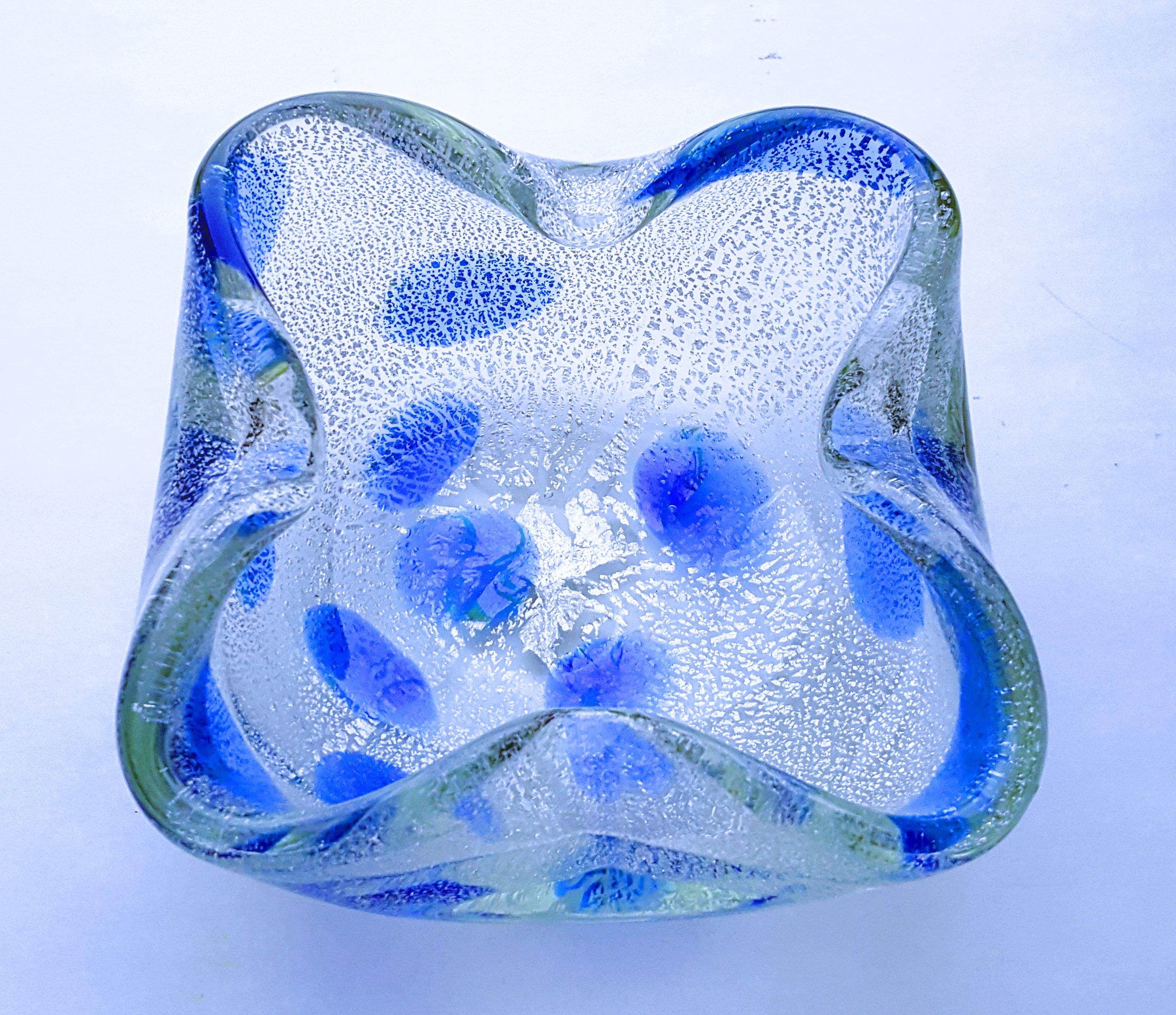 Vintage Murano Glass Bowl, Blue A Macchie & Silver Fleck  - Barovier & Toso. 
More specifically, Fratelli Toso (likely). 
Nice vintage condition. We found no chips or cracks. 

Measurements are approximate. Please be aware that the color on your