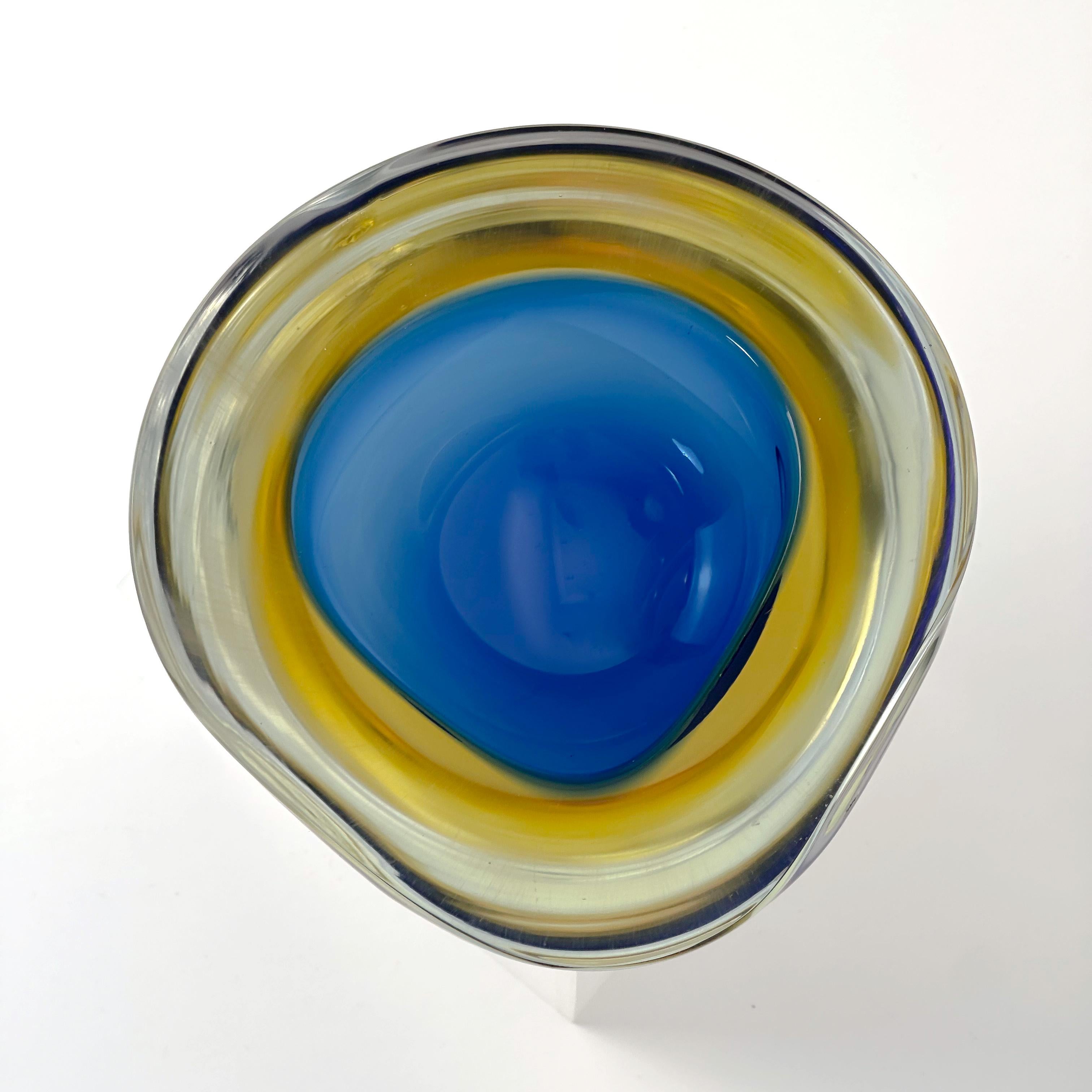 Murano Glass Blue and Yellow Teardrop Sommerso Geode Bowl c. 1960s Italy For Sale 1