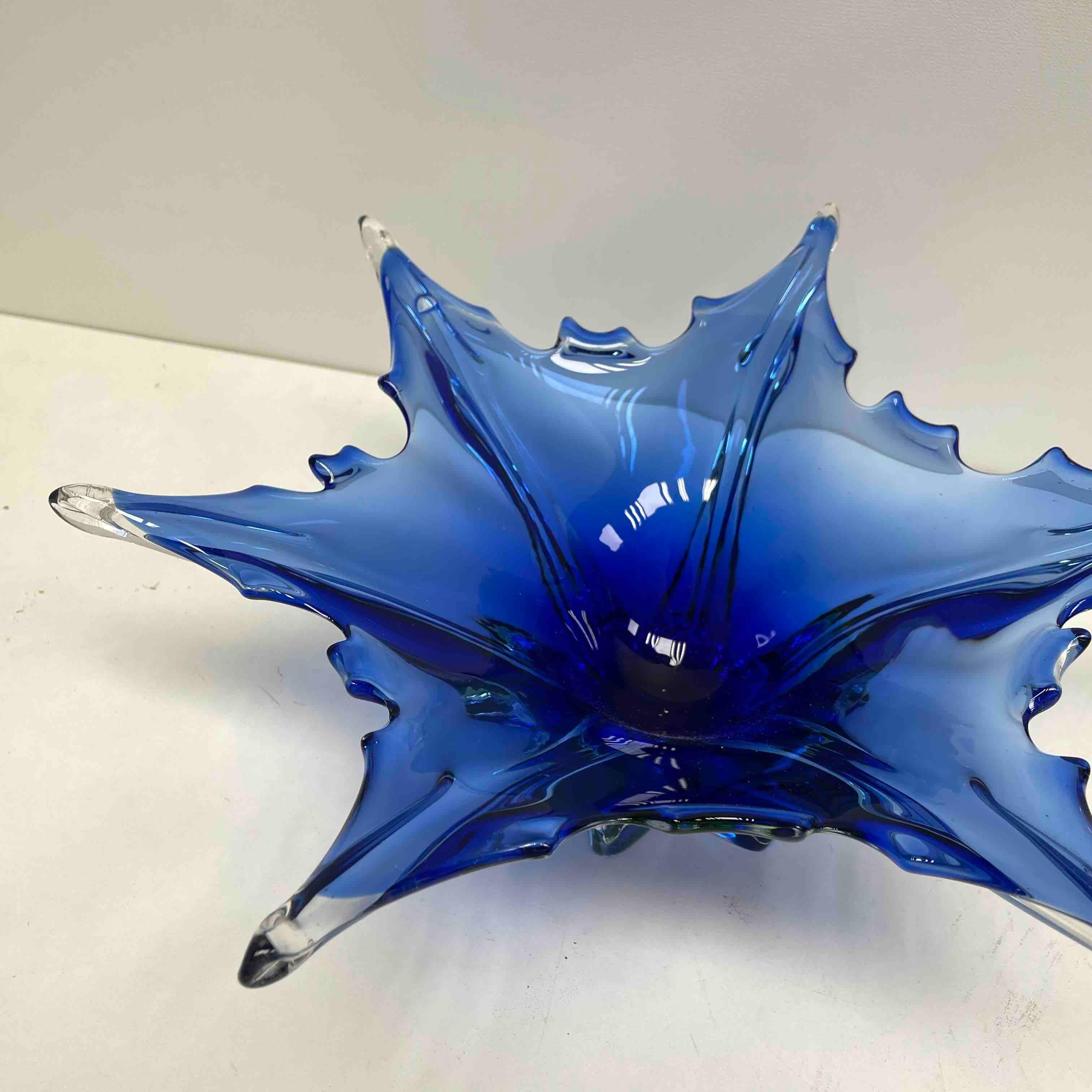 Hand-Crafted Murano Glass Bowl Catchall Blue and Clear, Vintage, Italy, 1960s