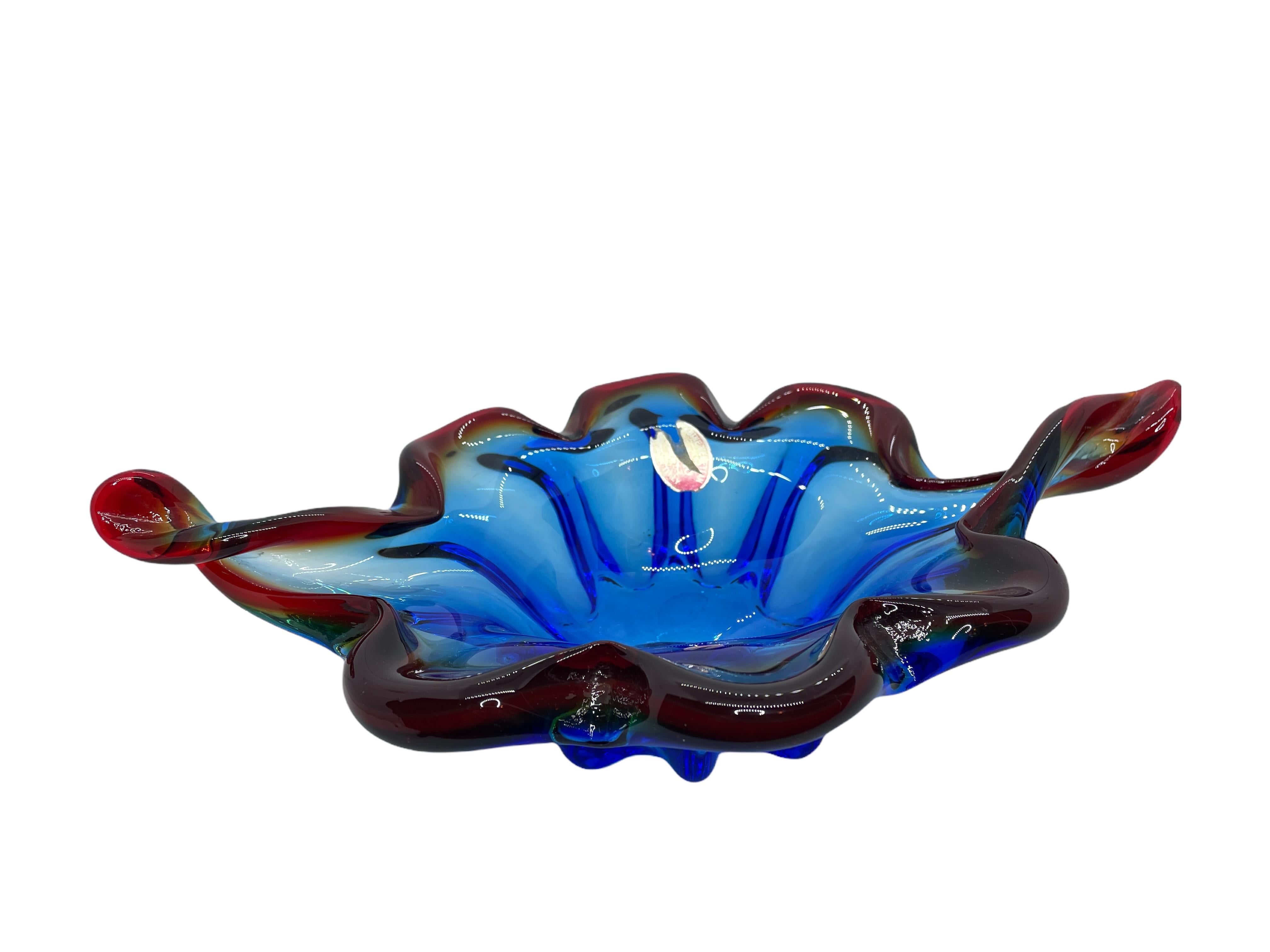 Murano Glass Bowl Catchall Blue, Red and Clear, Vintage, Italy, 1960s In Good Condition For Sale In Nuernberg, DE