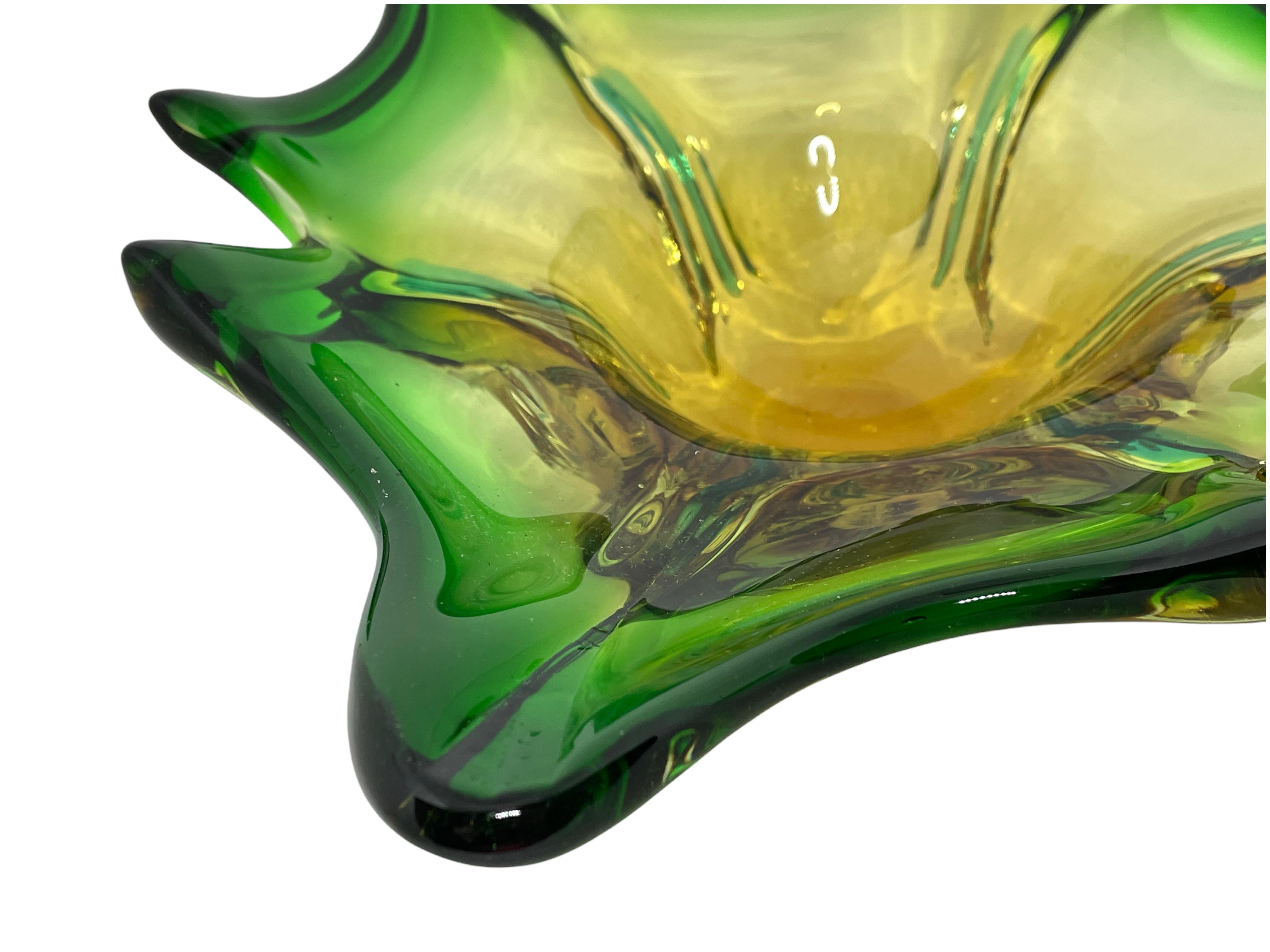 Hand-Crafted Murano Glass Bowl Catchall Green, Amber and Clear, Vintage, Italy, 1960s