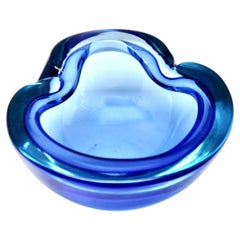 Murano Glass Bowl Cobalt bleu, Attributed to Flavio Poli for Seguso