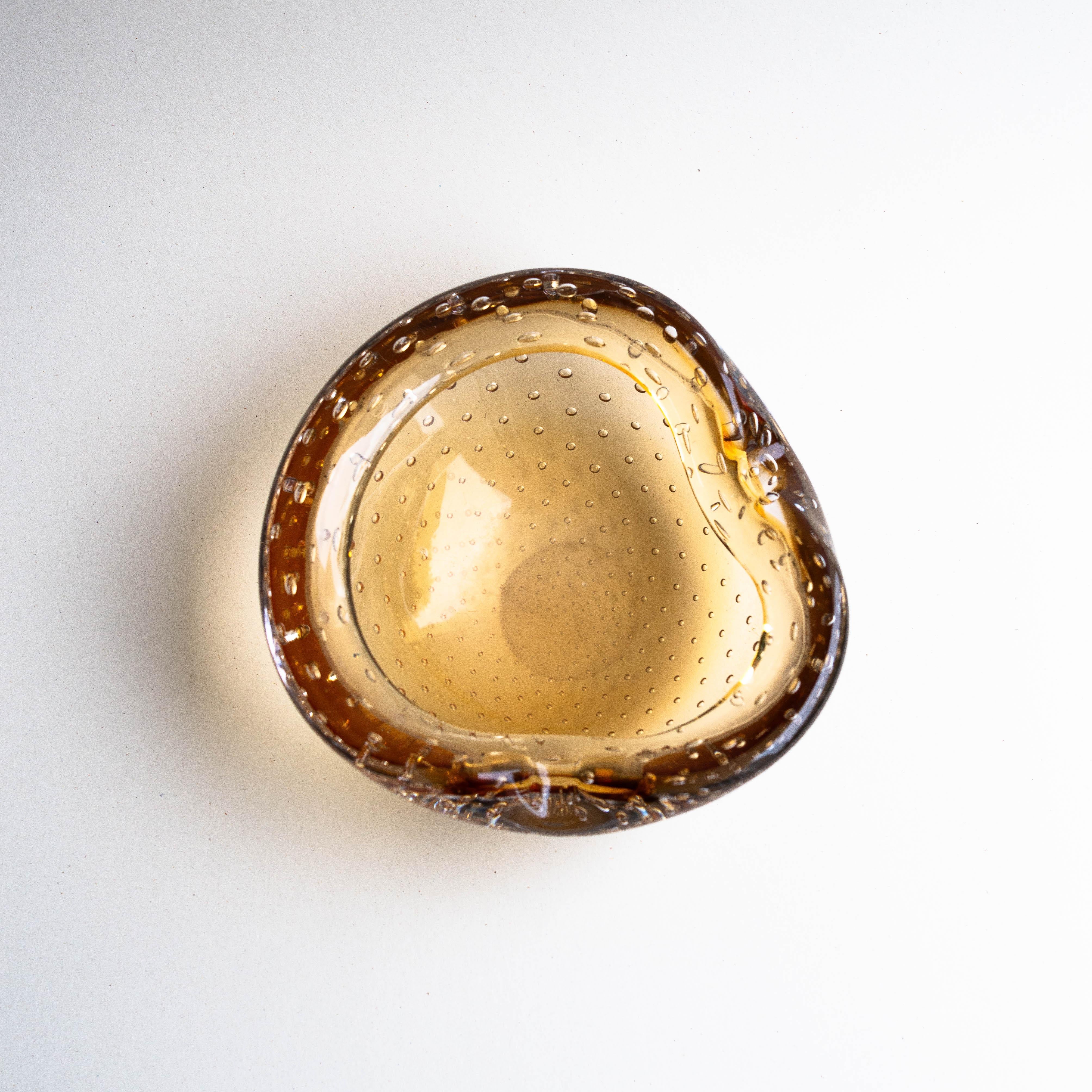 Bol en verre de Murano, centre de table décoratif par Archimede Seguso, Italie, années 1960 en vente 4
