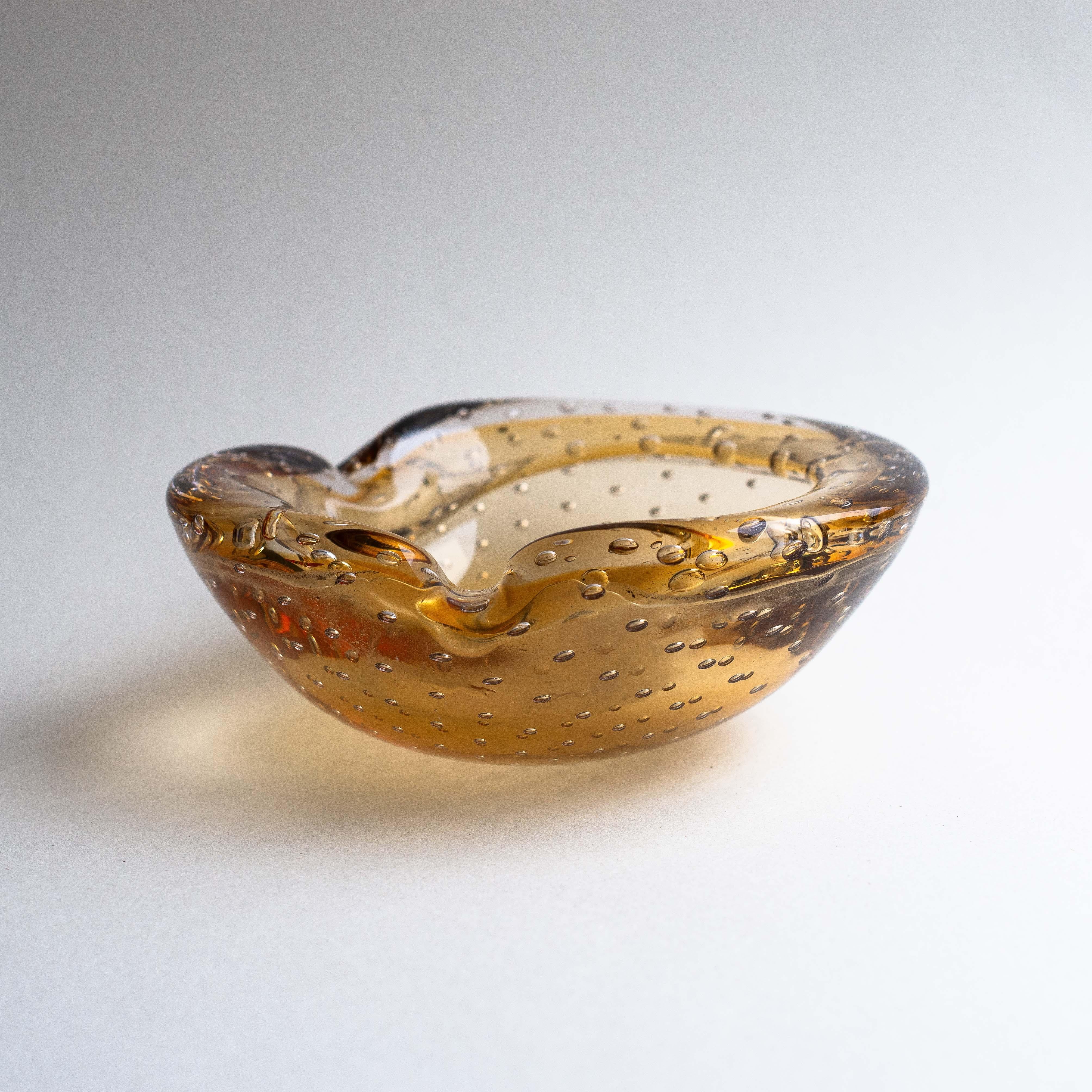 Bol en verre de Murano, centre de table décoratif par Archimede Seguso, Italie, années 1960 en vente 5