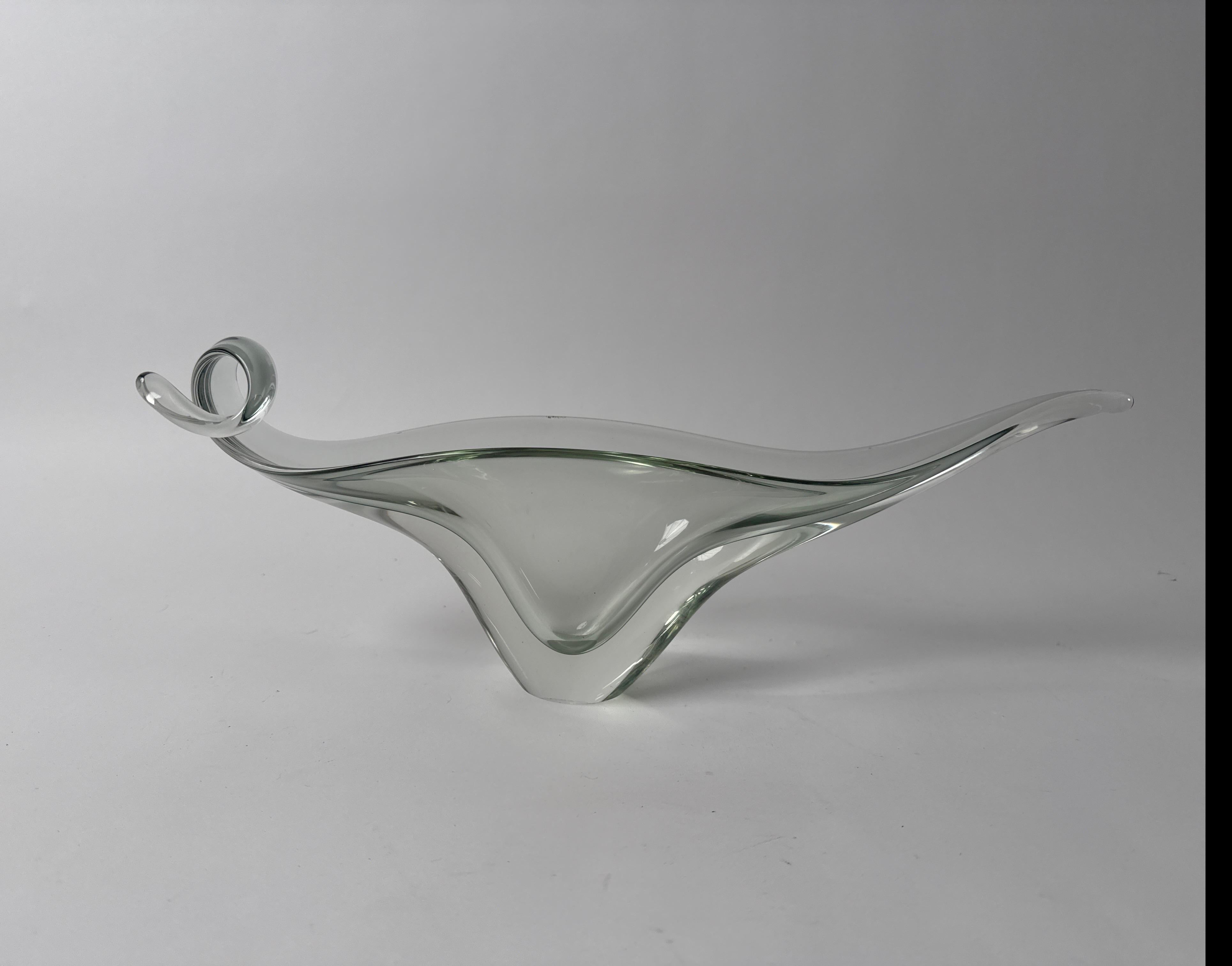 Murano Glass Bowl in the Shape of a Venetian Gondola, Italy 1960s For Sale 2
