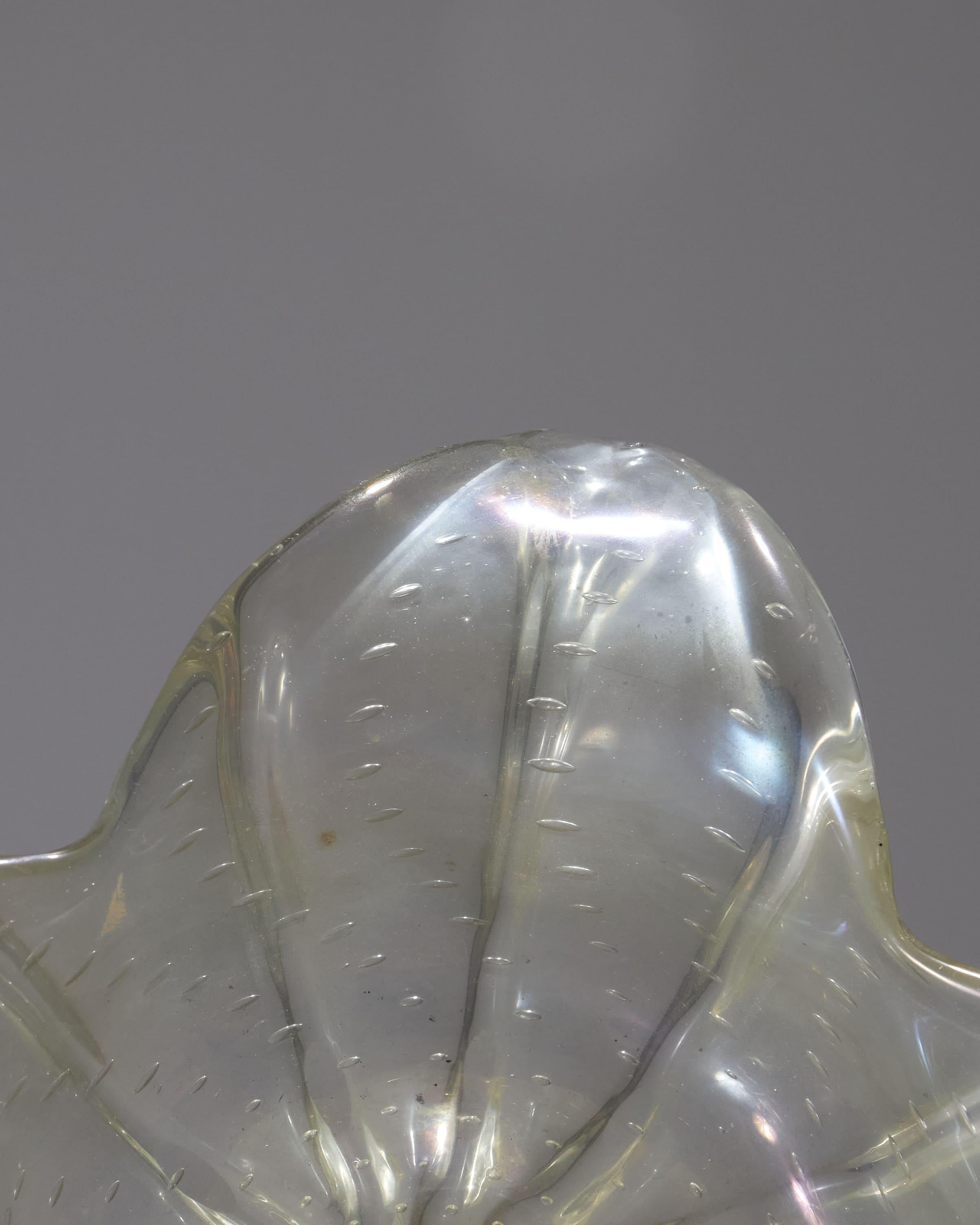 Murano-Glasschale mit Goldflecken, 1940er Jahre im Angebot 1