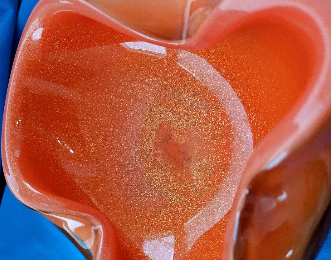VENDITA CHIUSA Ciotola in vetro di Murano, Arancione con polveri d'oro, Alfredo Barbini In condizioni buone in vendita a Warrenton, OR