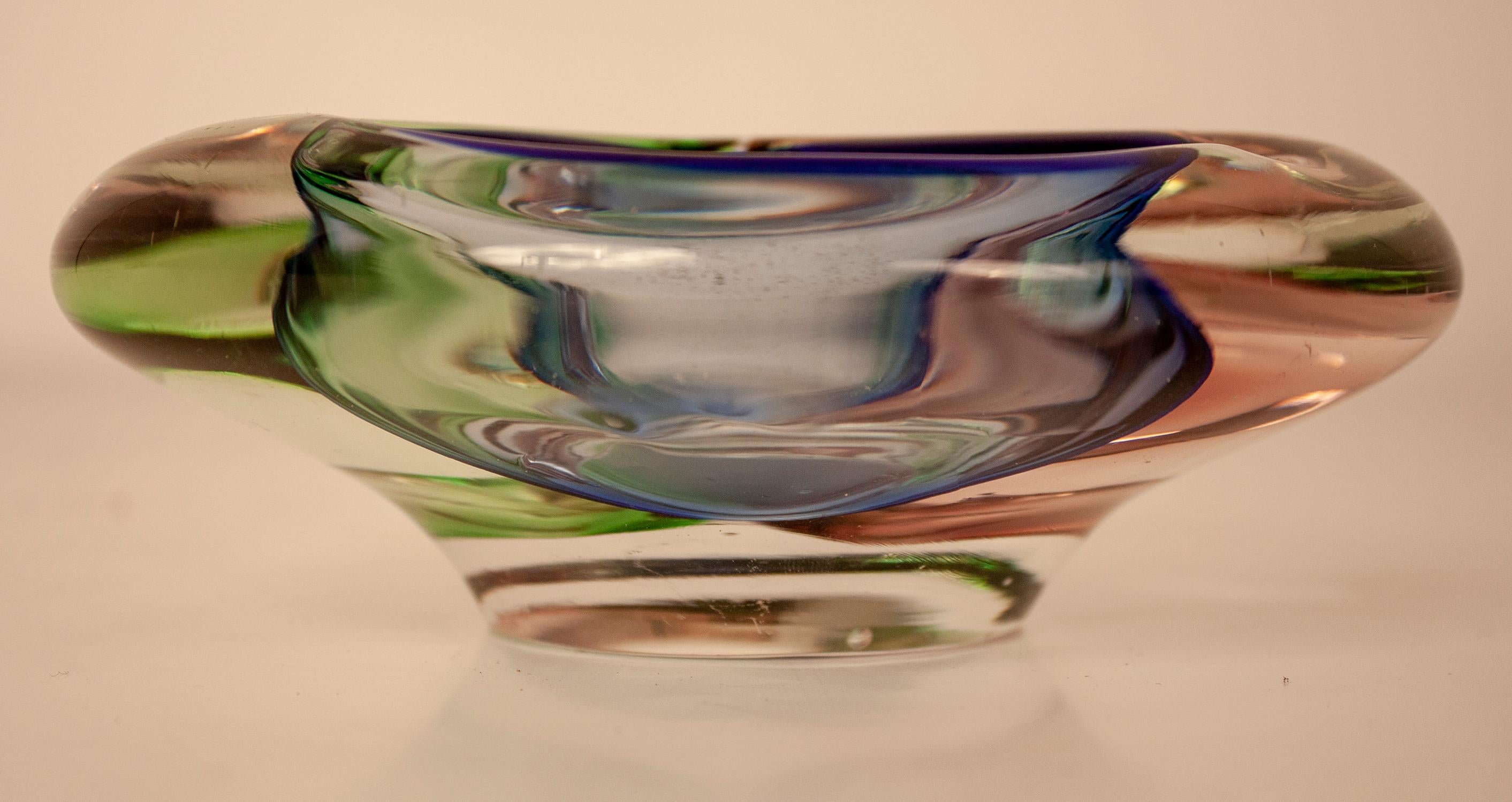 green decorative bowl