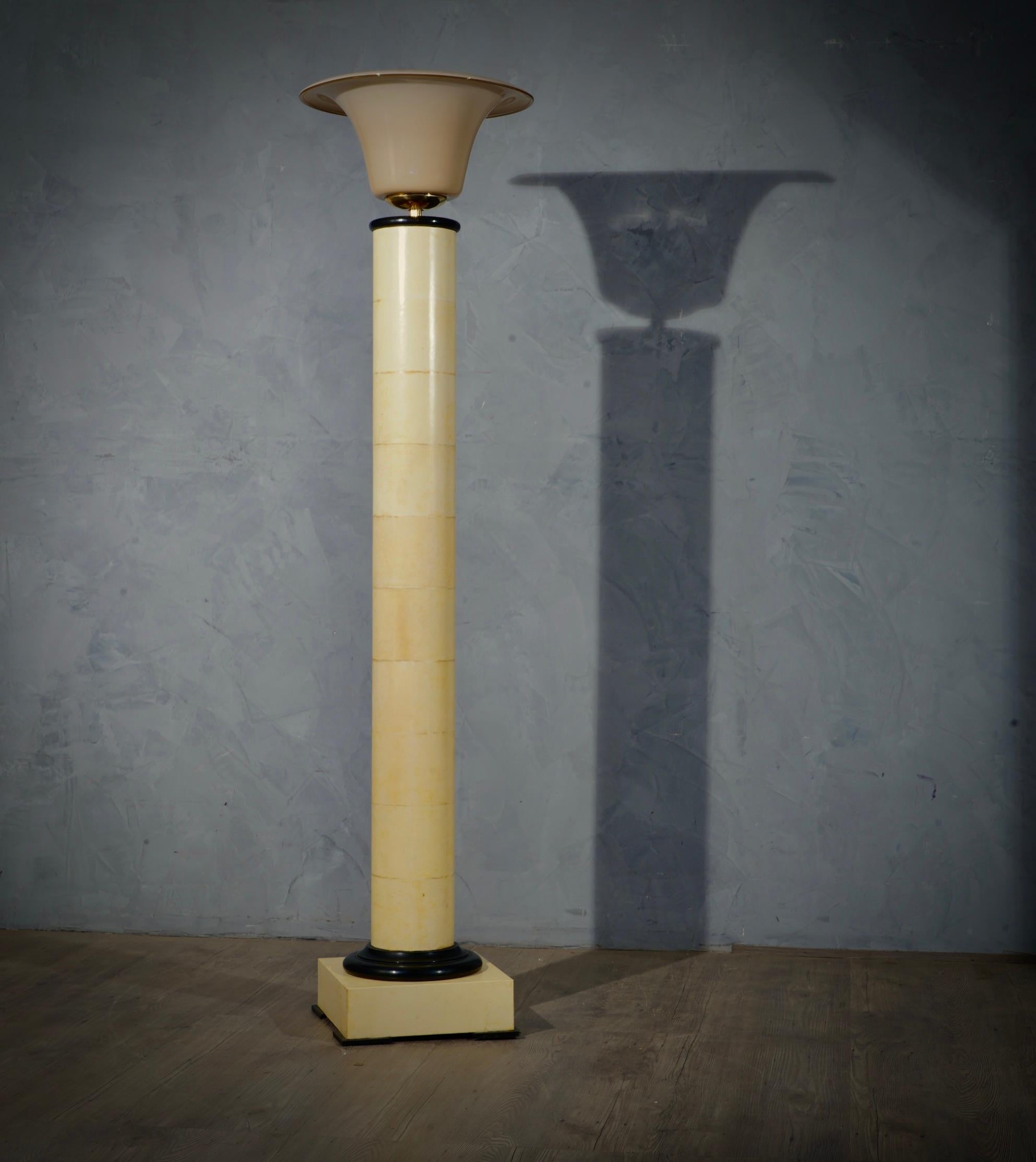 Murano Glass Brass and Goatskin Italian Art Deco Floor Lamp, 1940 For Sale 5