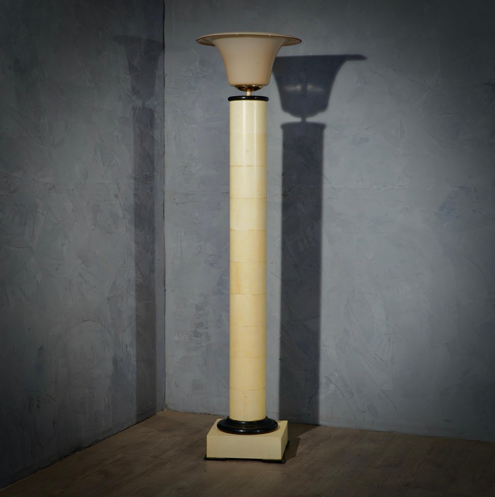 Mid-Century Modern Murano Glass Brass and Goatskin Italian Art Deco Floor Lamp, 1940 For Sale