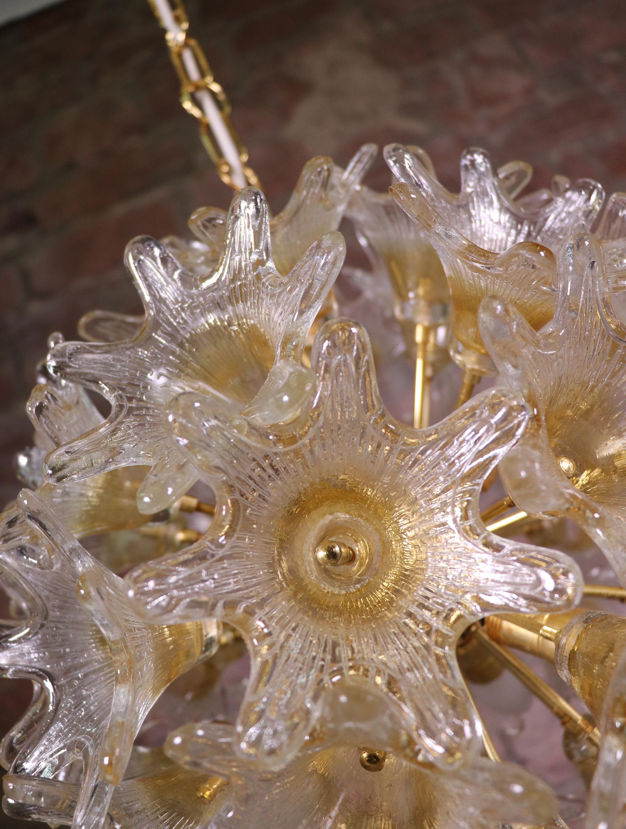 Mid-20th Century 1960 Italy VeArt Sputnik Chandelier Amber Murano Glass & Brass by Paolo Venini