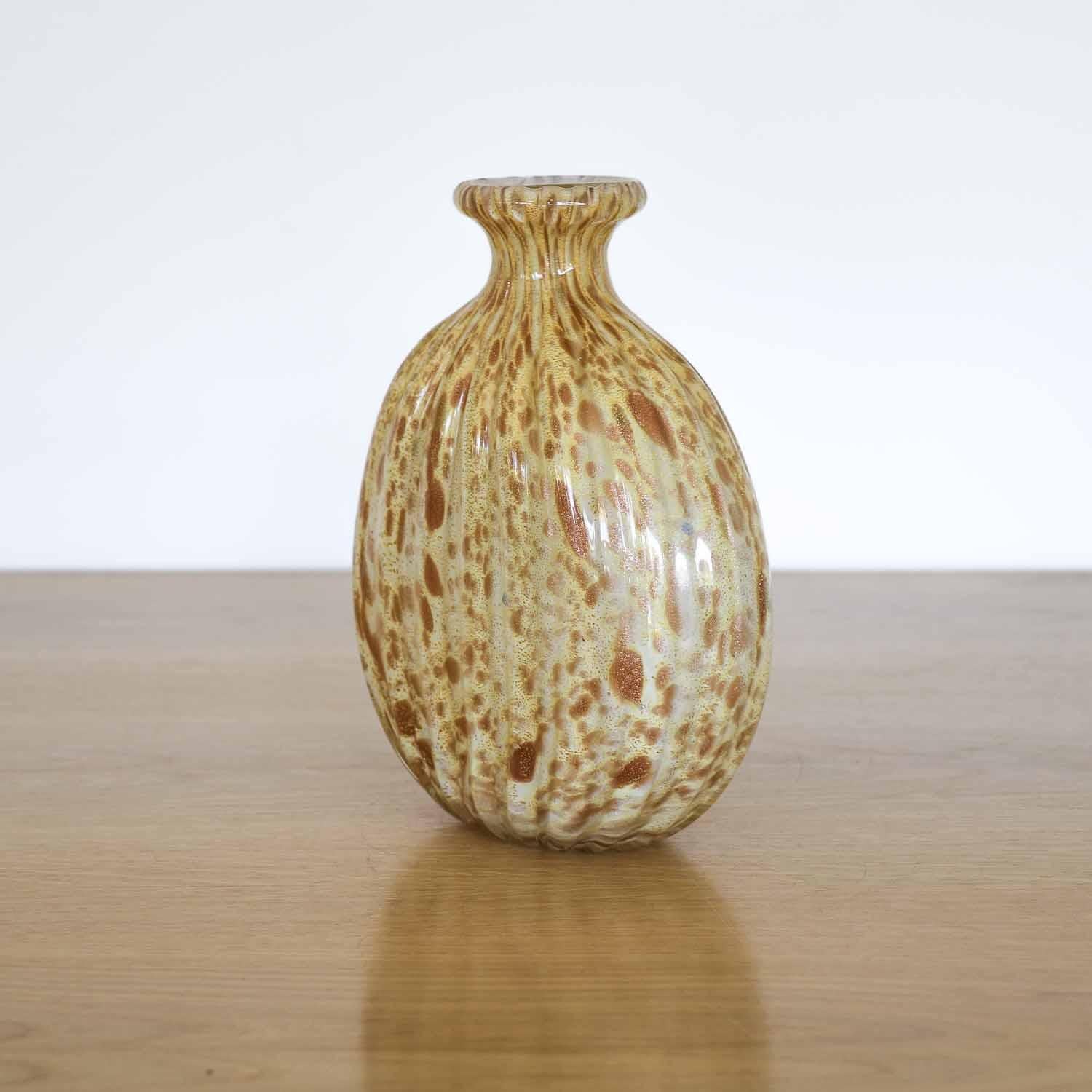 Murano Glass Bud Vase In Good Condition For Sale In Los Angeles, CA