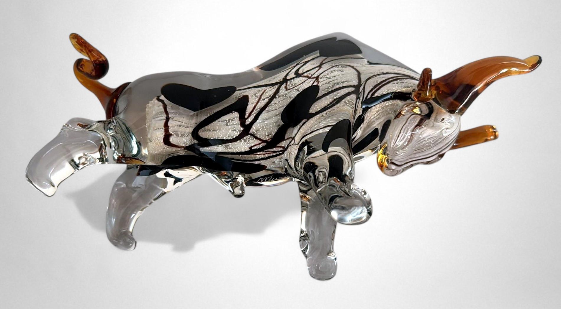 Murano Glass Stier-Skulptur Sommerso Technik im Zustand „Gut“ im Angebot in Prato, Tuscany