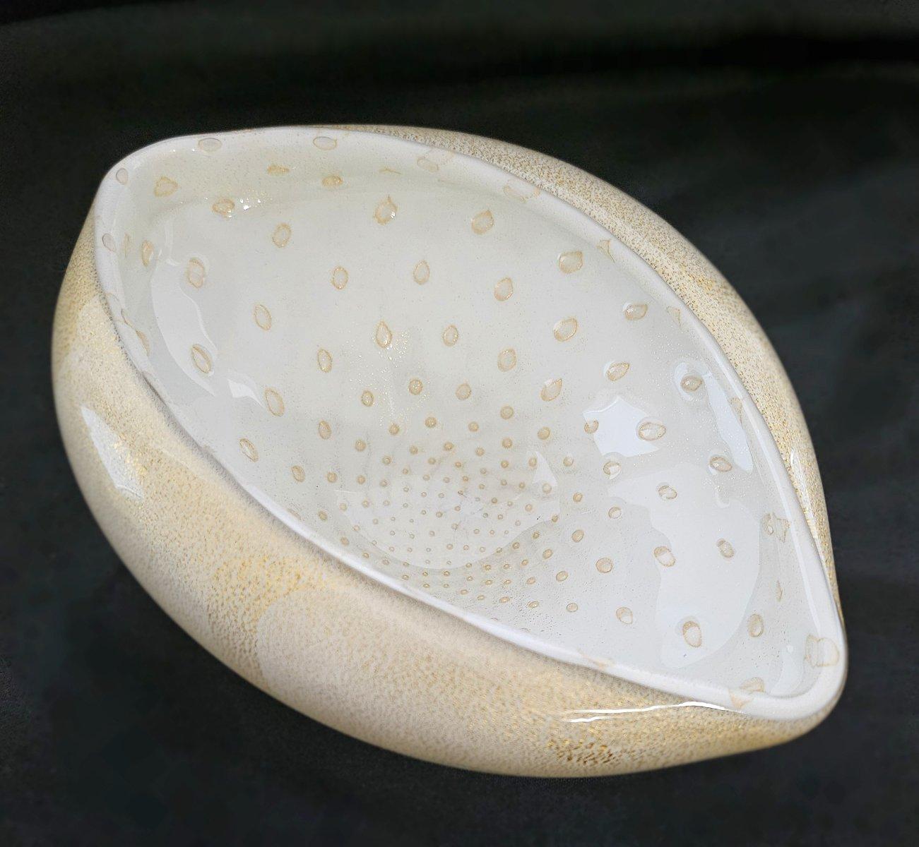 Murano Glass Bullicante Bowl with Generous Gold Polveri, Alfredo Barbini For Sale 1