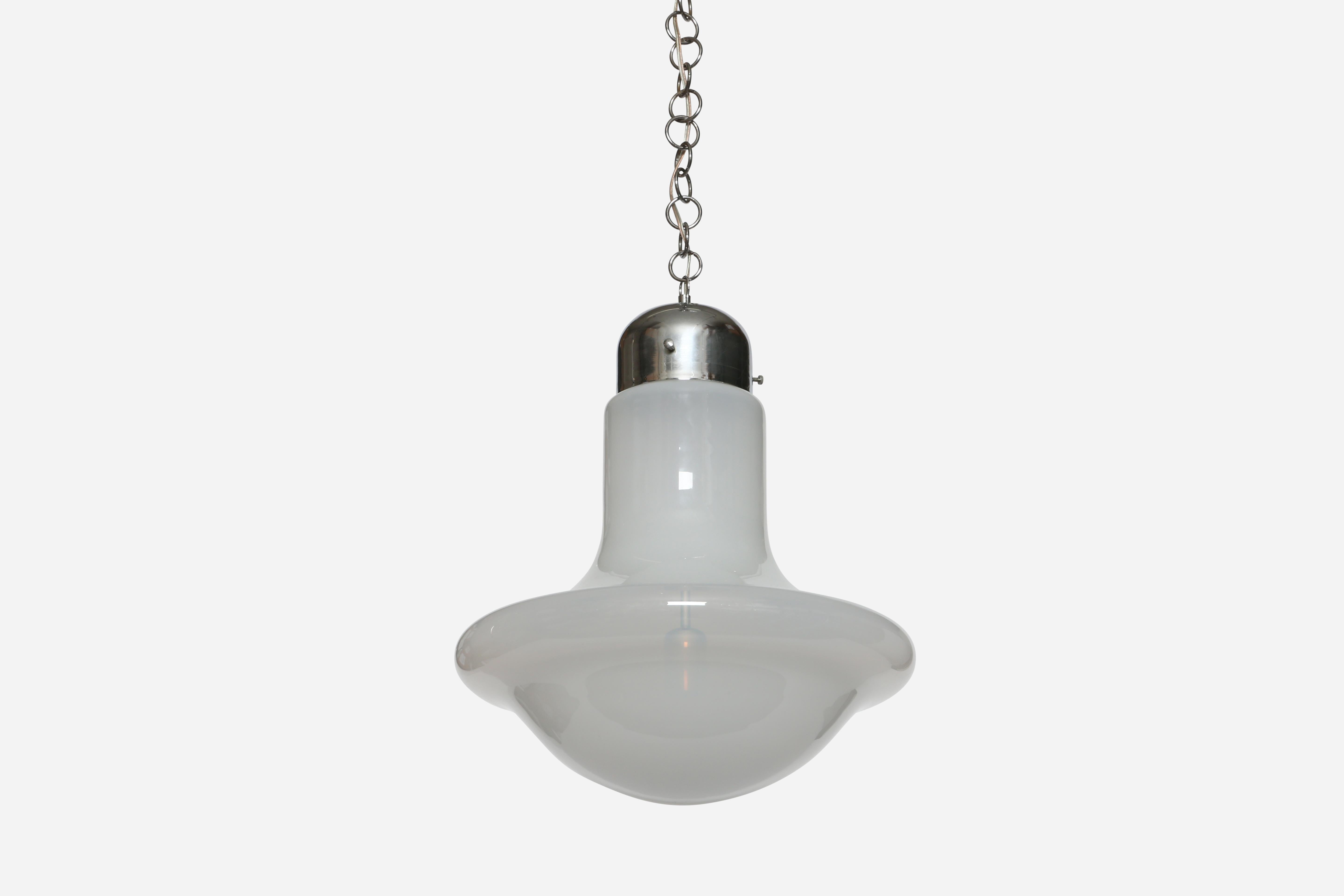 Colgante de techo de cristal de Murano de Carlo Nason, atribuido.
Diseñado y fabricado en Italia, años 60
Cristal opalescente, metal cromado.
Admite 1 bombilla de casquillo mediano.
Recableado estadounidense gratuito previa solicitud.
La caída total