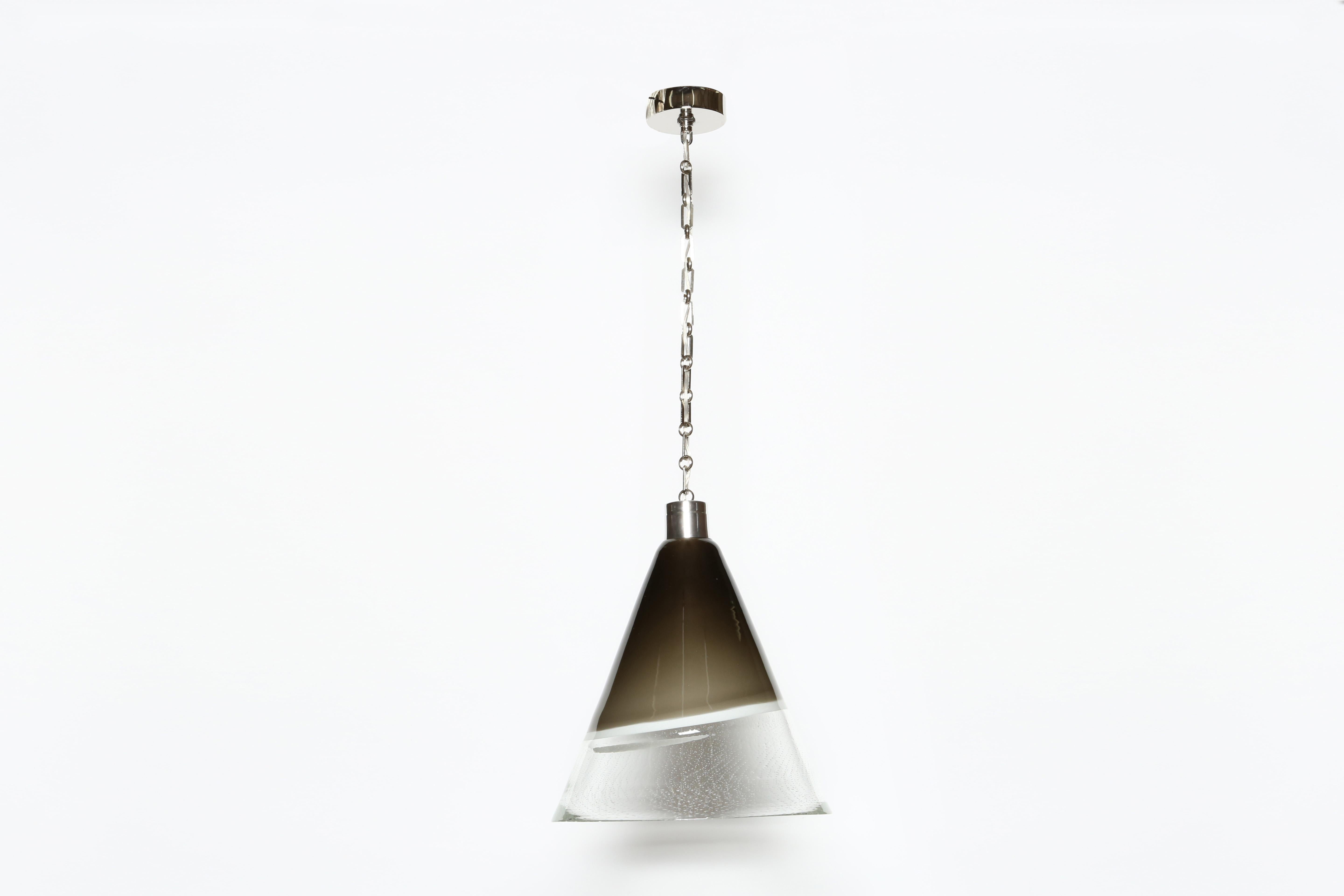 Murano glass ceiling pendant by Fratelli Toso for Leucos.
Murano glass, nickel plated deco chain.
Designed and made in Italy, 1970s.
Rewired for US.

We take pride in bringing vintage fixtures to their full glory again.
At Illustris Lighting our