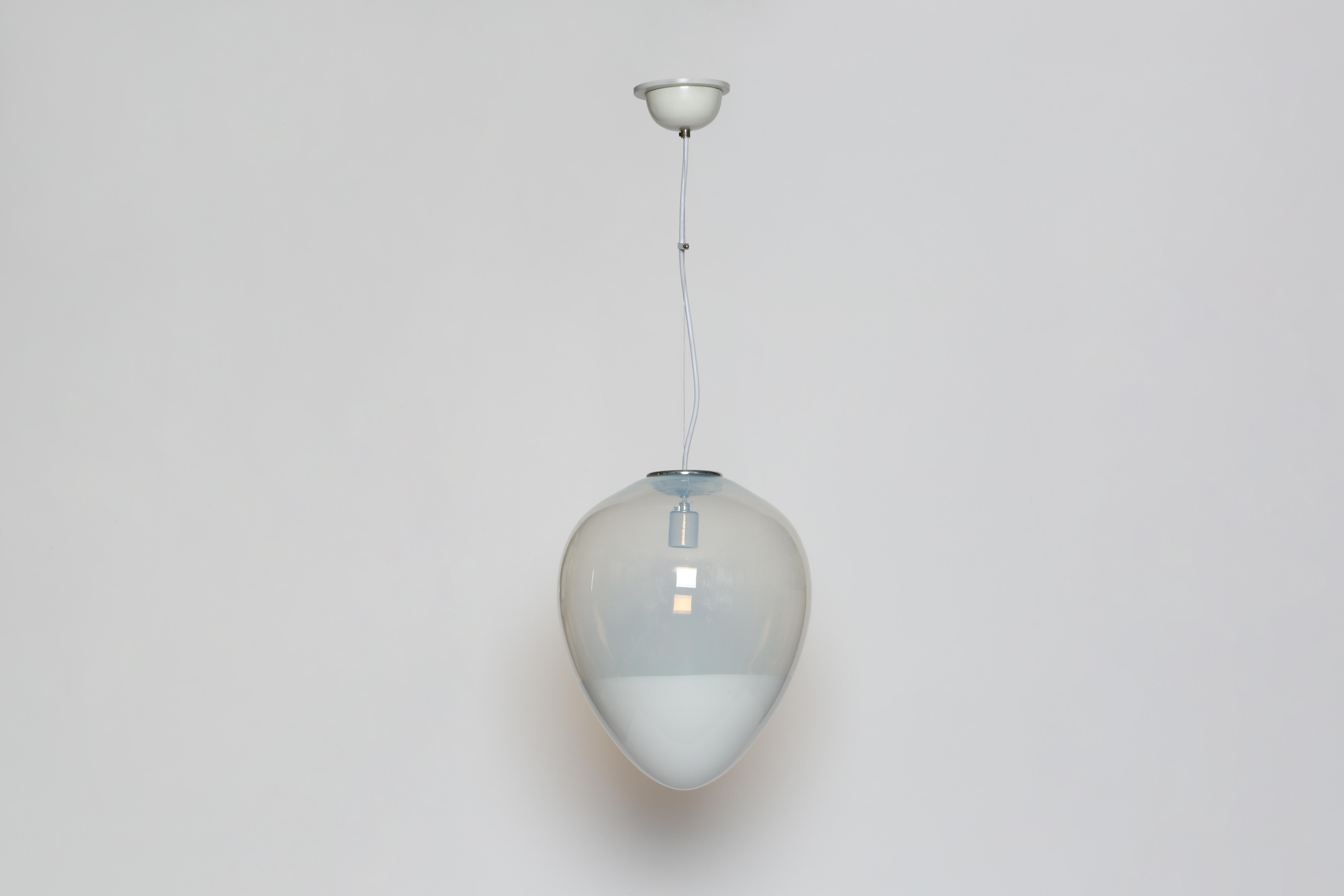 Mid-Century moderno Ciondolo da soffitto in vetro di Murano di Leucos in vendita