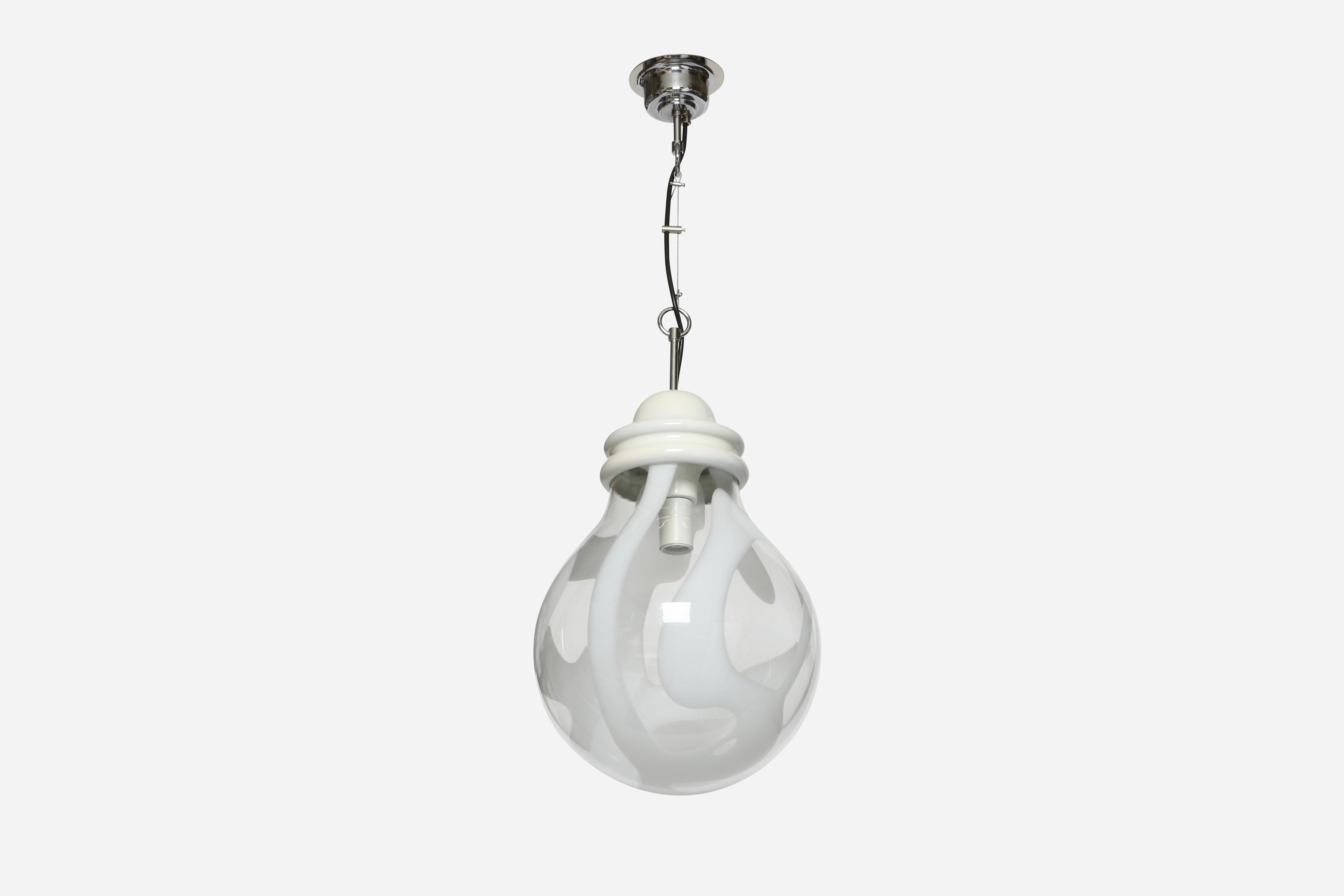 Murano glass ceiling pendant.
Glass, metal.
Rewired for US.
Overall drop is adjustable, can be made longer or shorter.
Height of the glass diffuser is.... inches
Italy, 1970s.
Body of the pendant is 19 inches.

 